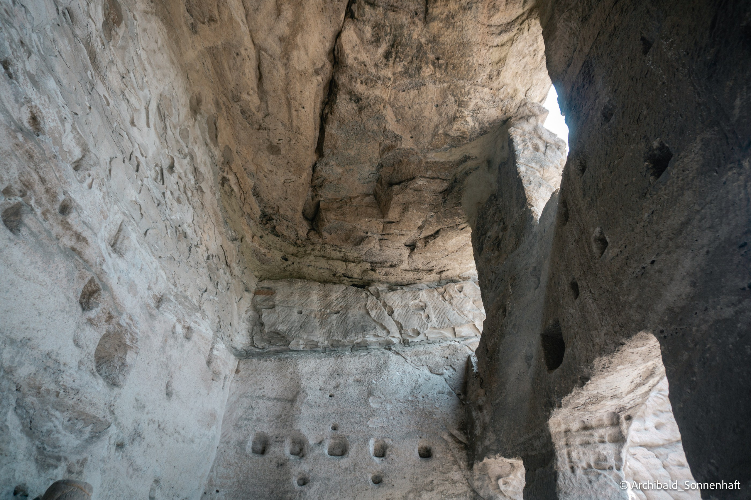 Datong. Photographer in Guangzhou, China. Archibald Sonnenhaft