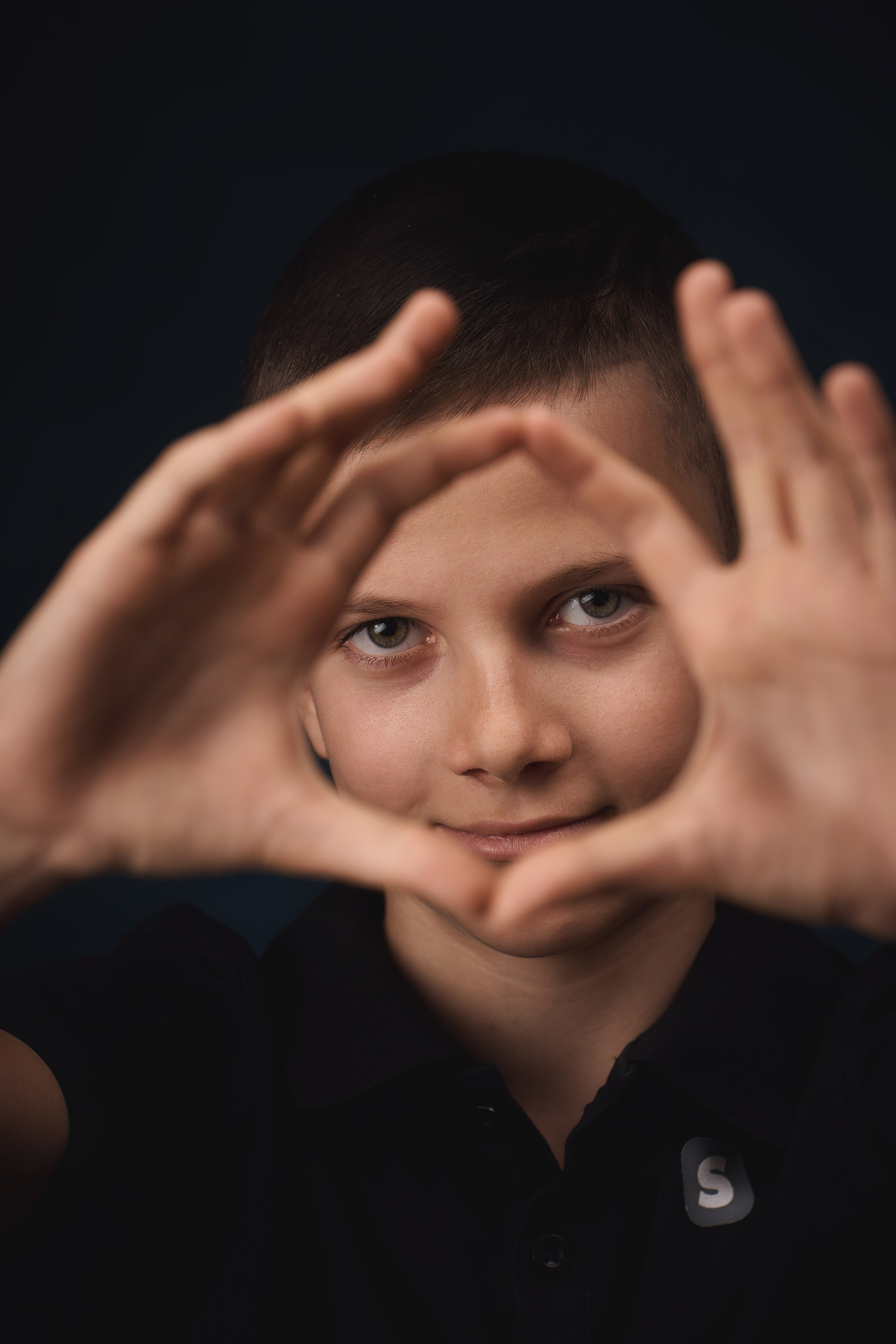 Портретная семейная фотосессия в студии. Семейный фотограф Евгений Опарин