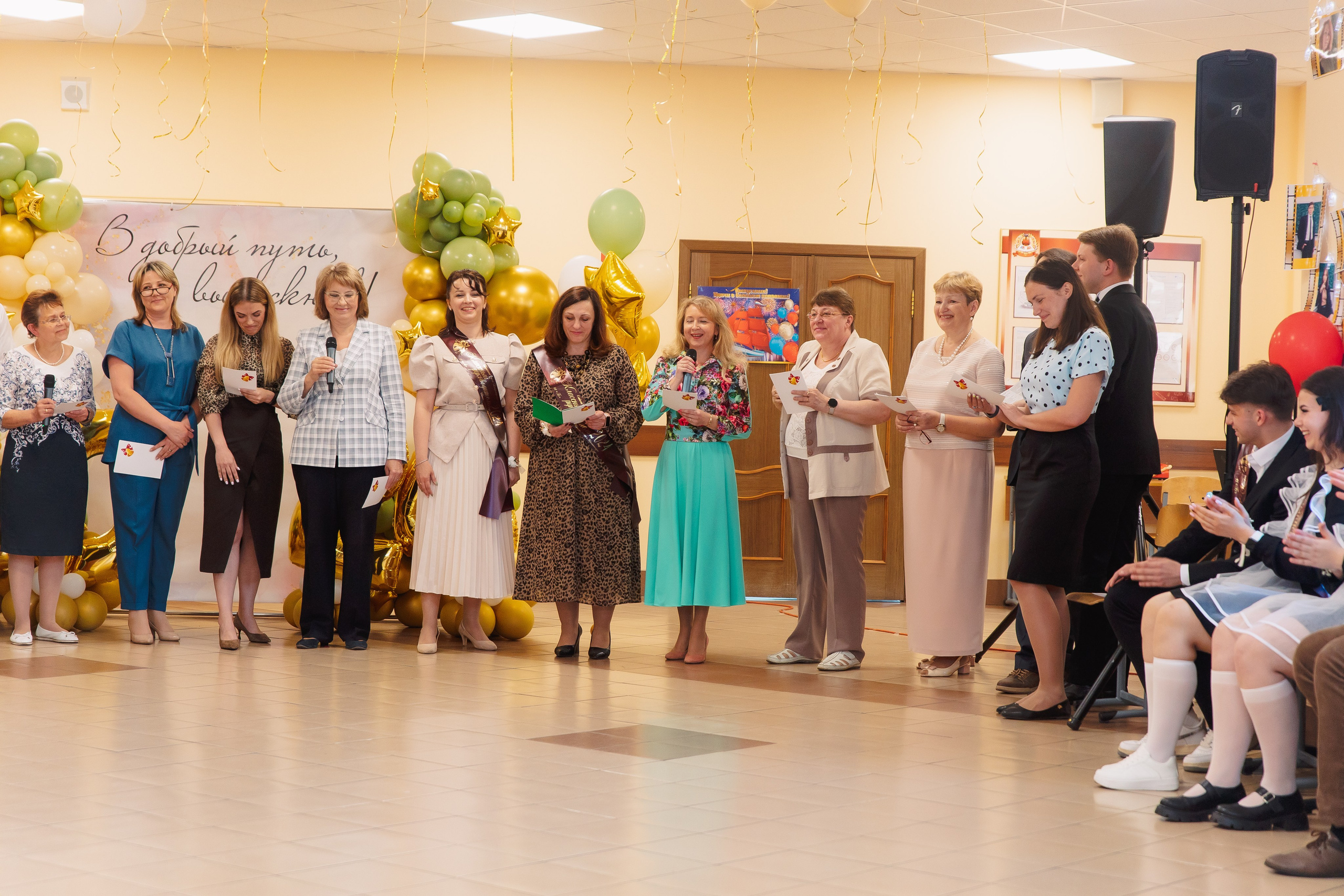 Последний звонок. Фотограф в Кронштадте и Санкт-Петербурге Анастасия Коваленко