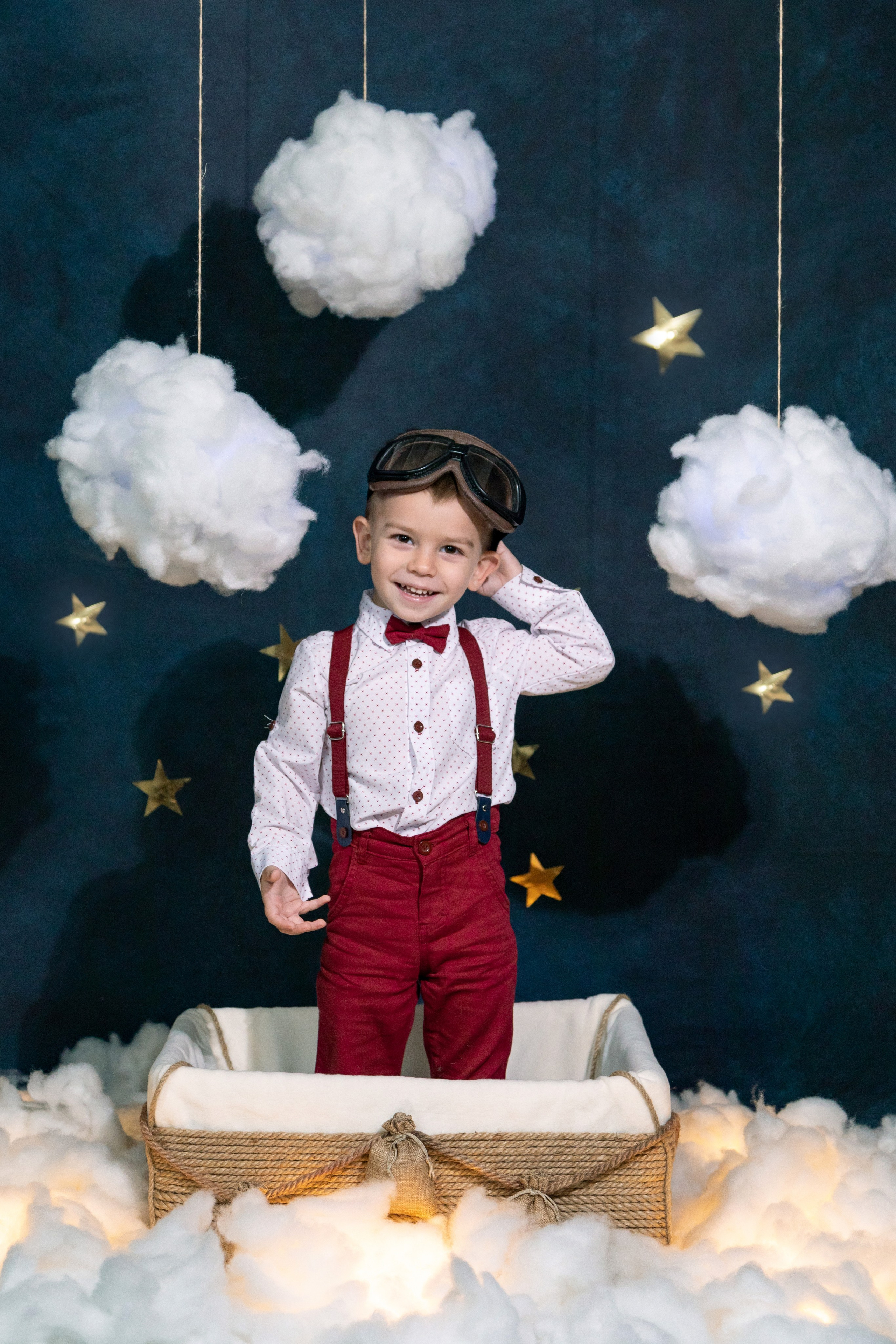 Фотопроект «В облаках». Надежда Рыжова, портретная и контент-съемка в Челябинске