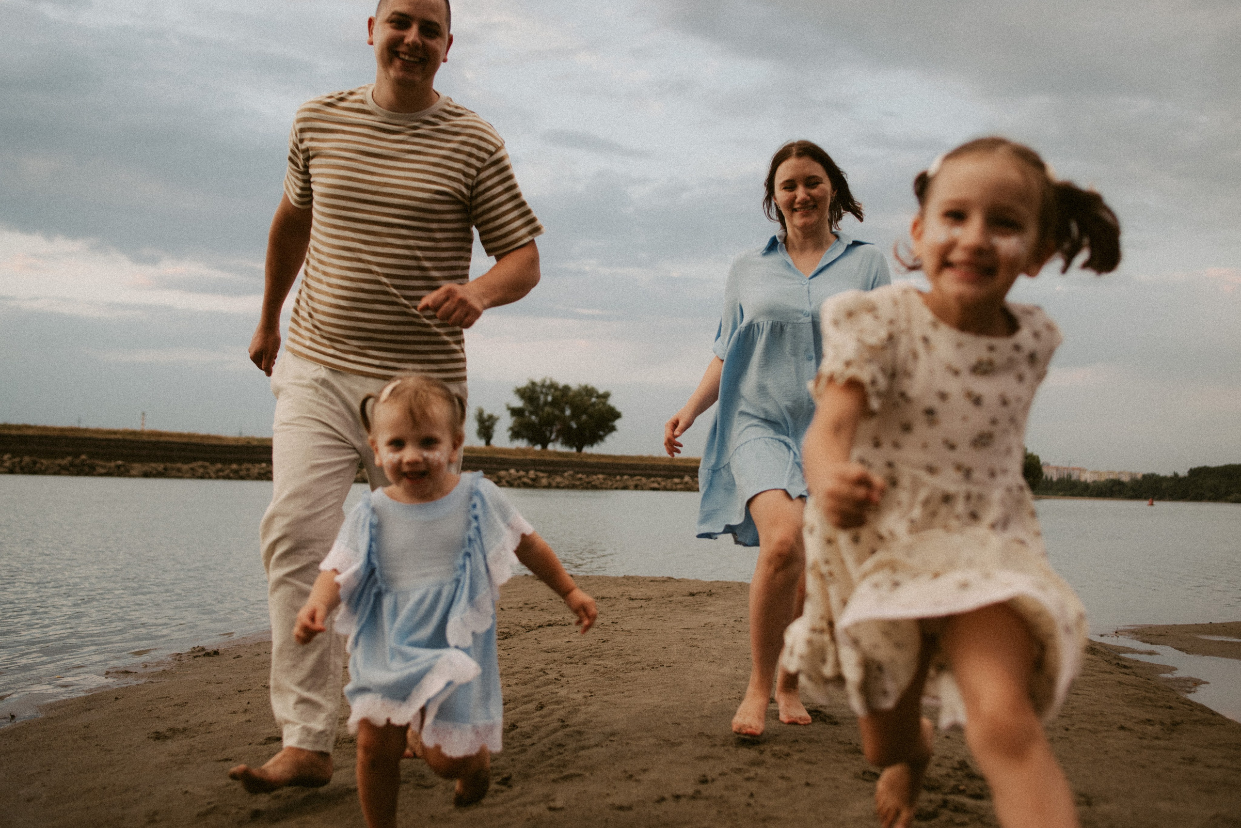 Под дождем. Семейный фотограф в Краснодаре