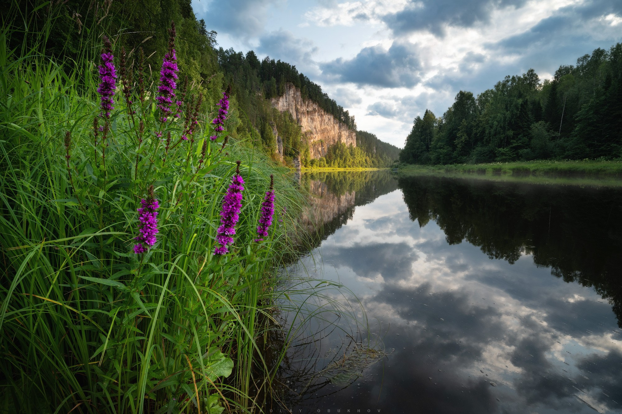 Рассвет на Камне Дыроватый