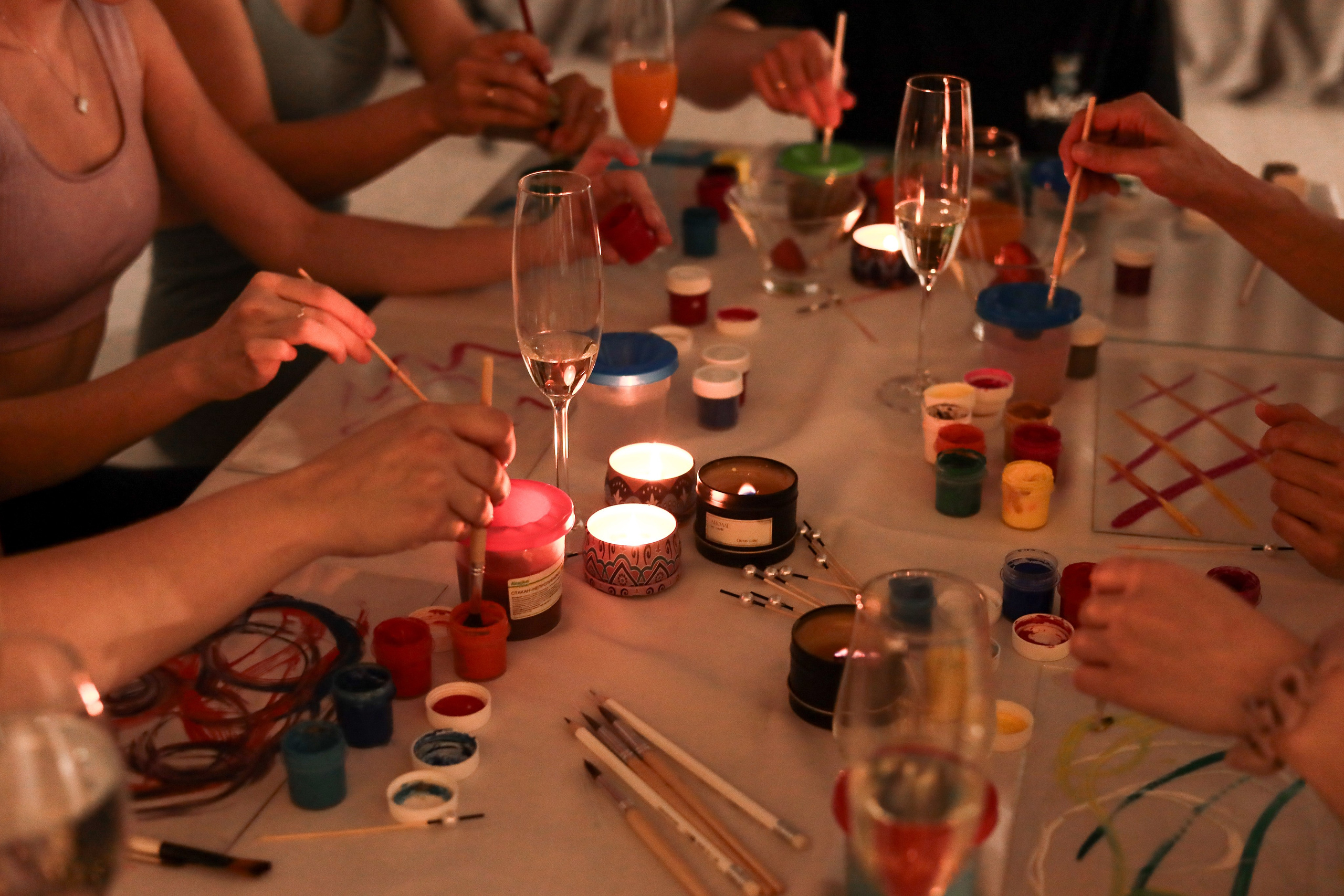 Арт-терапия + аэройога. Фотограф Надршина Лилия