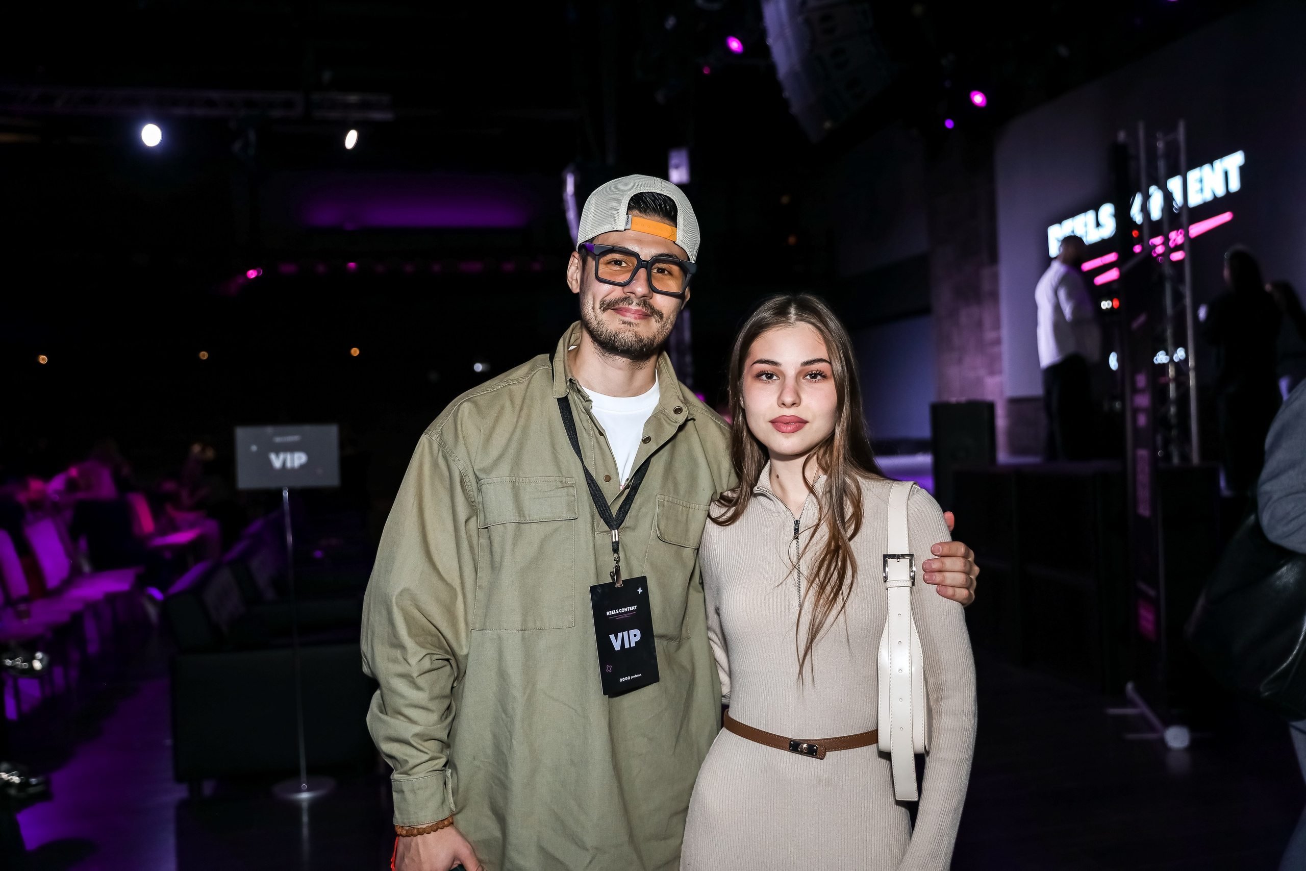 REELS CONTENT — НЕТВОРКИНГ. Photographer Viktoriya Markushina «My world throug»