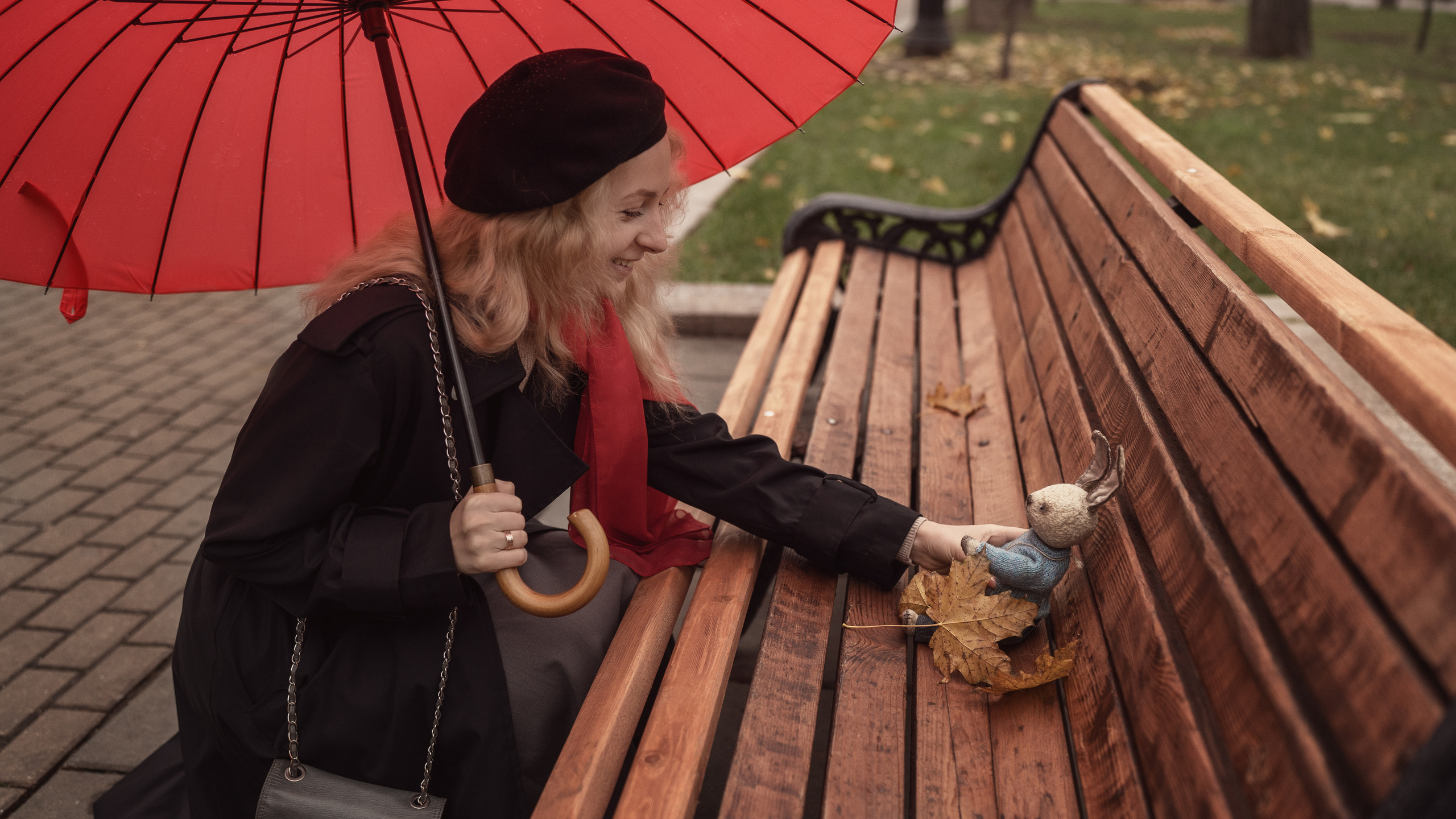 Под красным зонтиком. Семейный фотограф Новая Рига (Звенигород, Истра) Евгения Литовченко