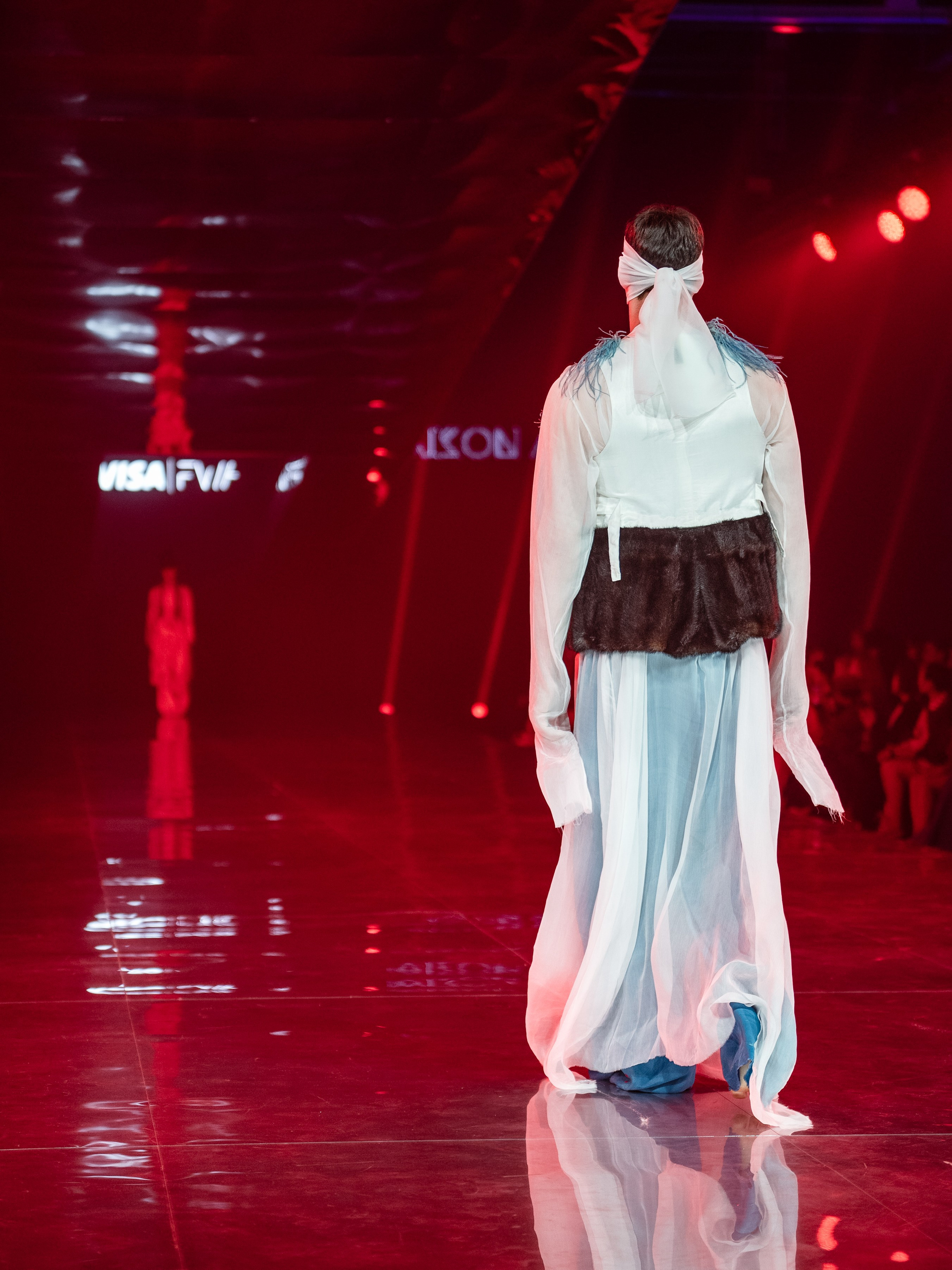 Visa Fashion week Maison Artc. Сайт Алматинского НЮ АРТ, будуар и фэшн фотографа Дениса Карпенко