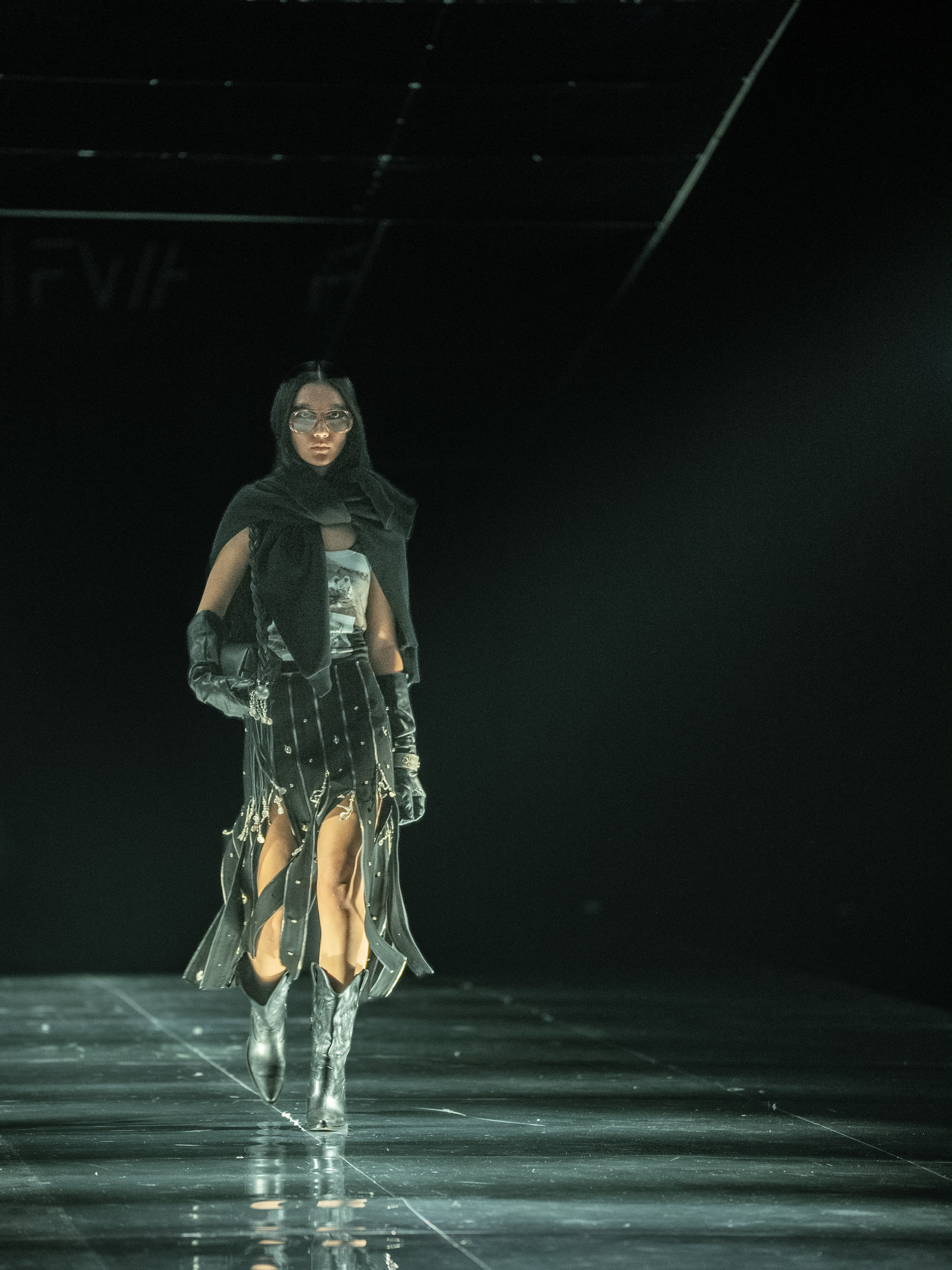Visa Fashion Week Almaty Pre-Fall 2026 April Leonid Zherebtsov. Сайт Алматинского НЮ АРТ, будуар и фэшн фотографа Дениса Карпенко