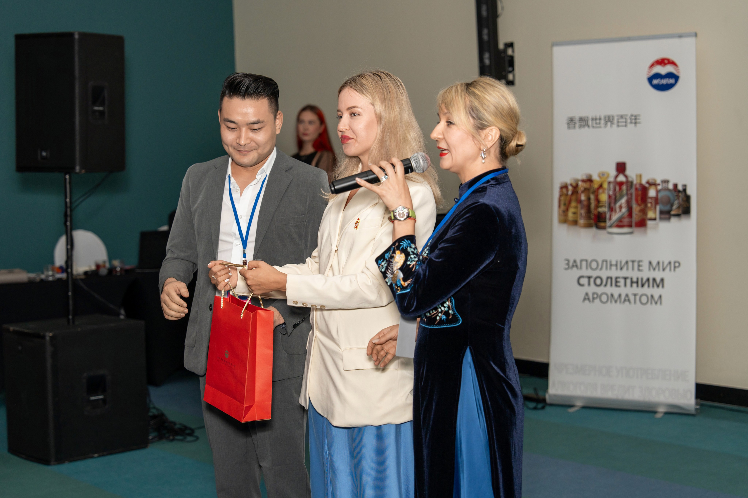 ChinaRosaFest 2024. Репортажный фотограф в Красной Поляне и Сочи Павлюченко Екатерина