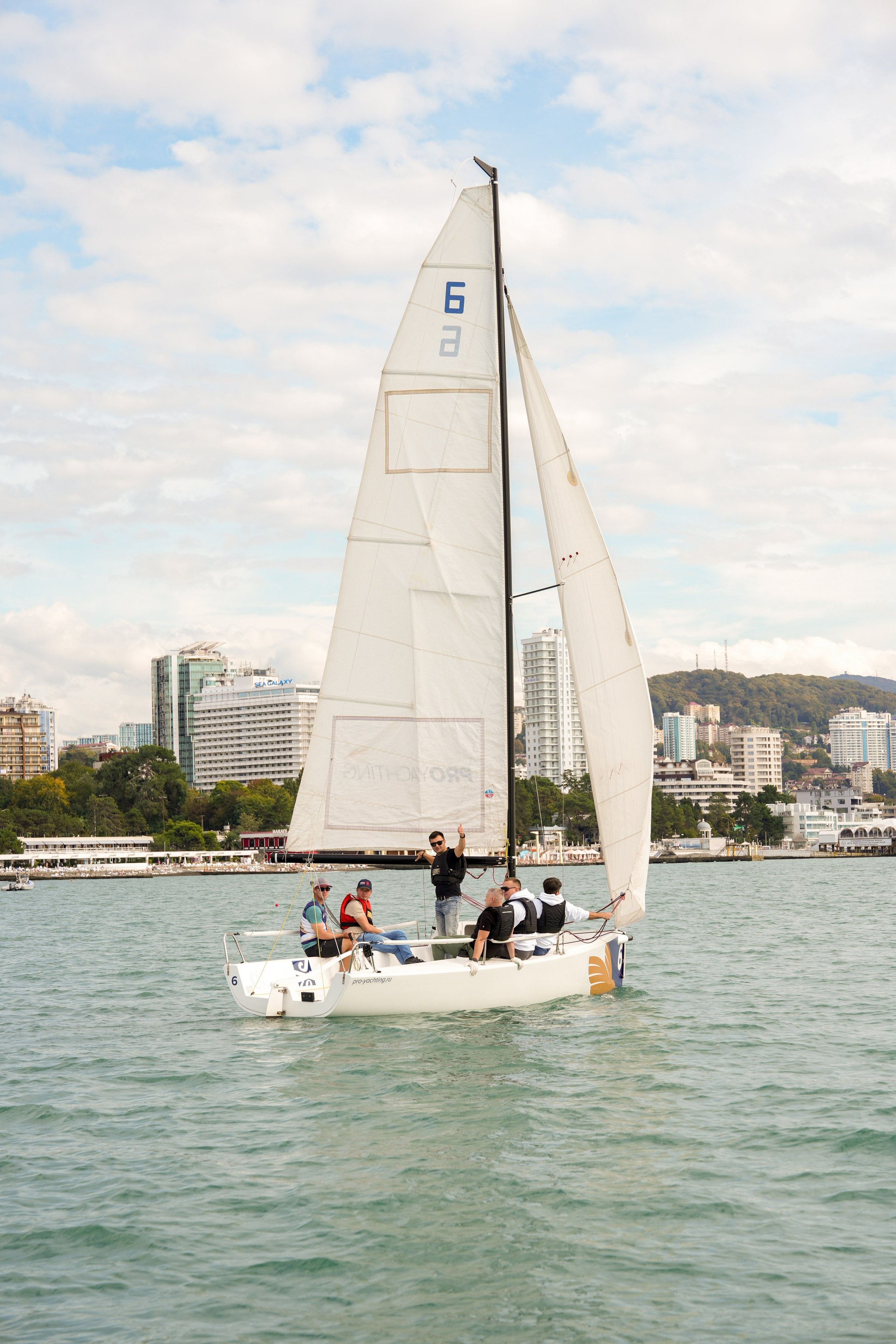 Яхтенная регата для компании Агрегатка. Репортажный фотограф в Красной Поляне и Сочи Павлюченко Екатерина