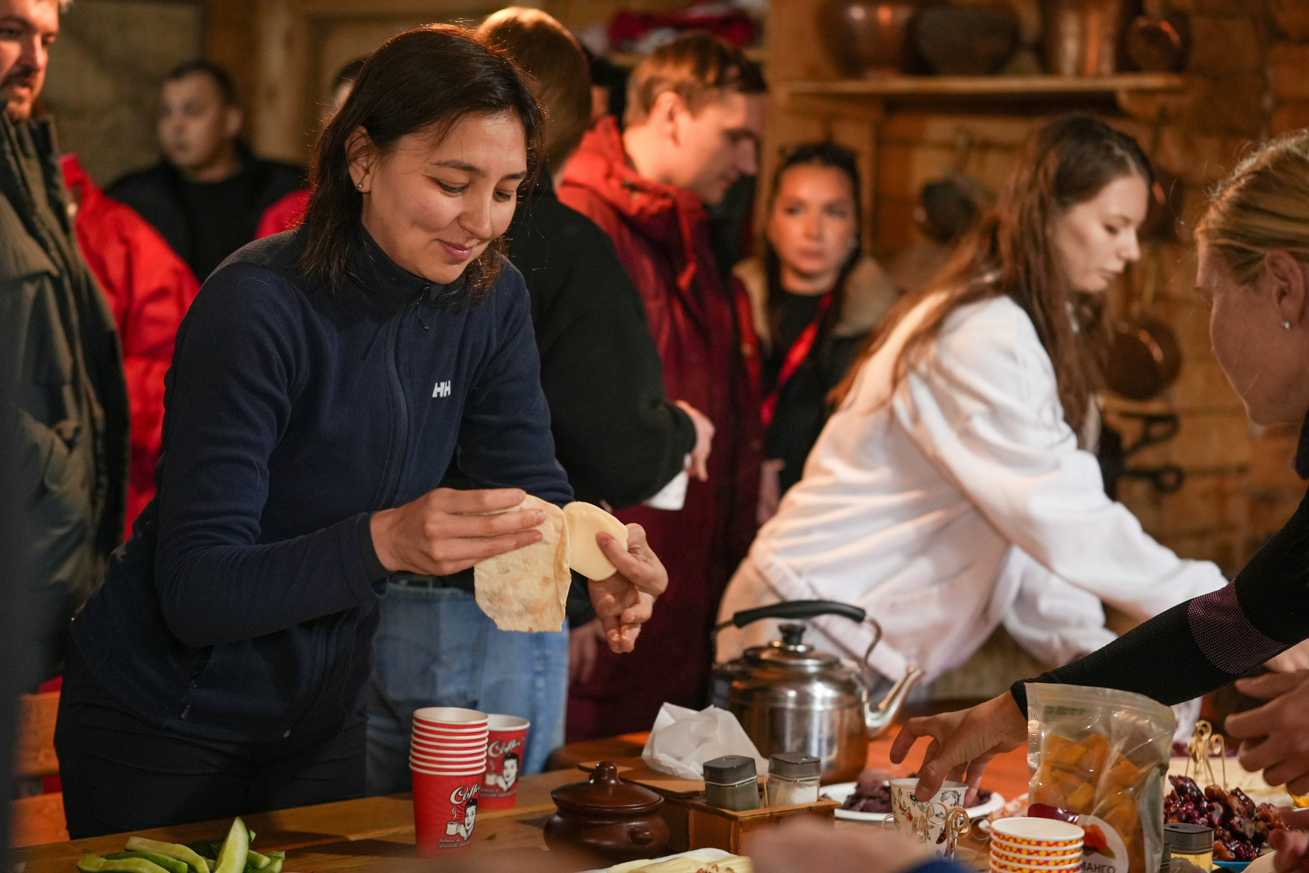 MICE мероприятие — хайкинг на курорте Роза Хутор. Репортажный фотограф в Красной Поляне и Сочи Павлюченко Екатерина