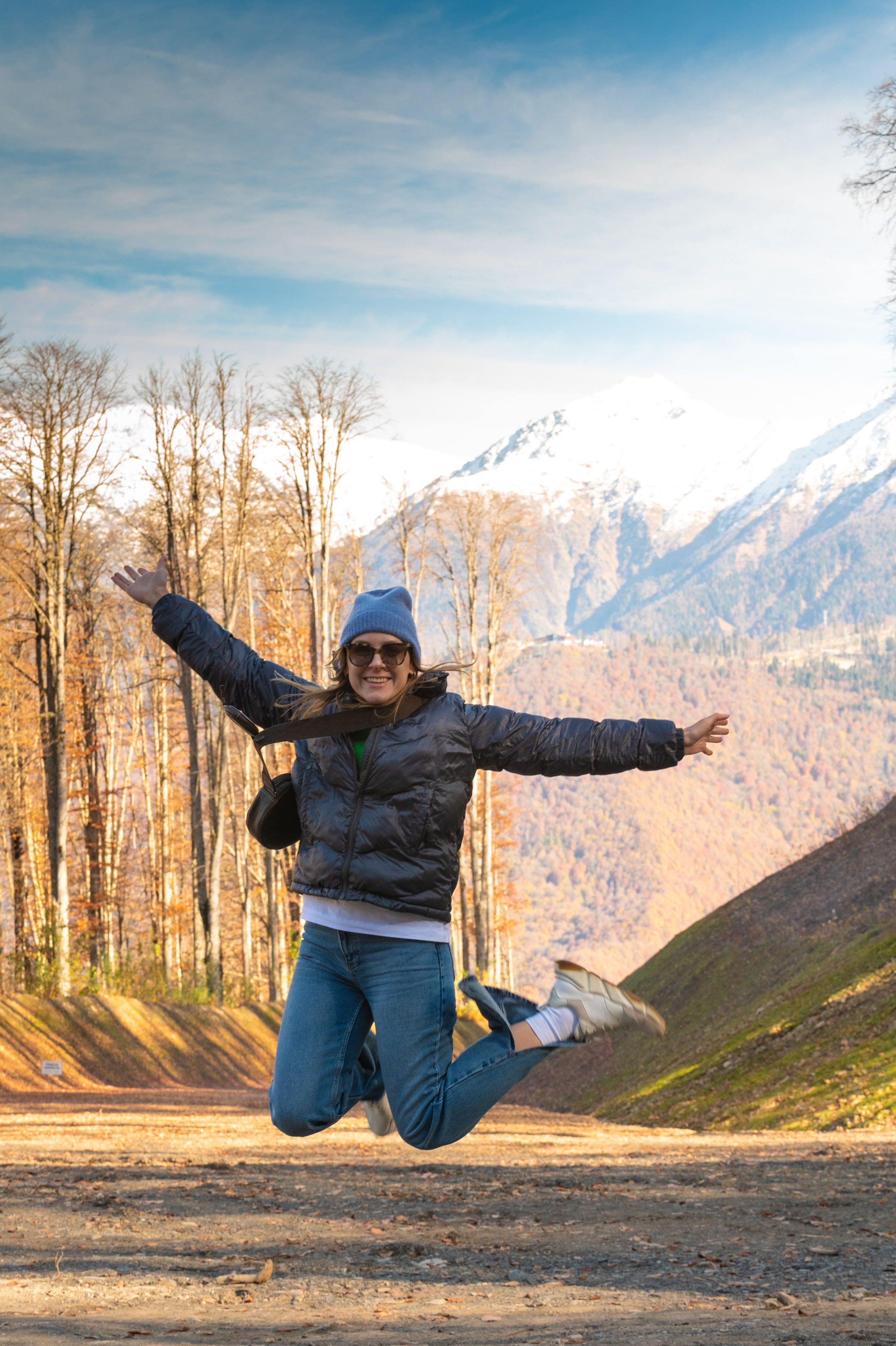 Mice мероприятие — прогулка на водопад Поликаря на курорте Красная Поляна. Репортажный фотограф в Красной Поляне и Сочи Павлюченко Екатерина