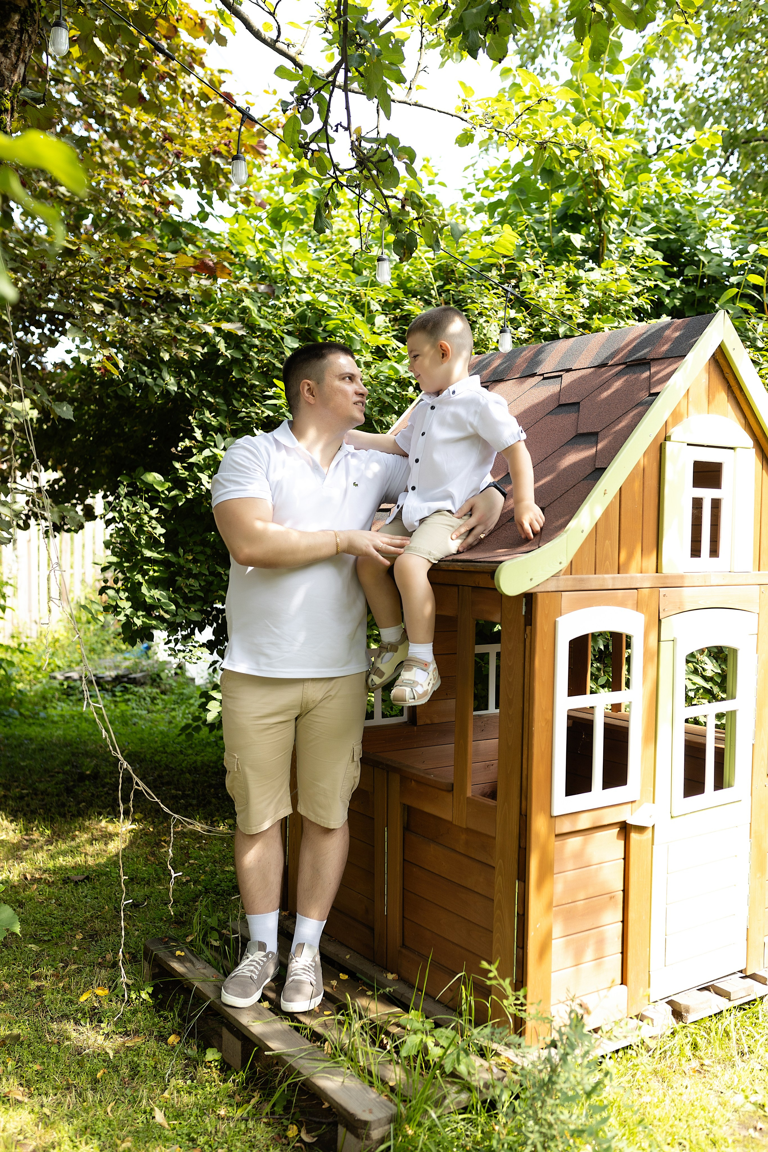 Семейная фотосессия на фотодаче в Купавне. Фотограф в Железнодорожном и Балашихе