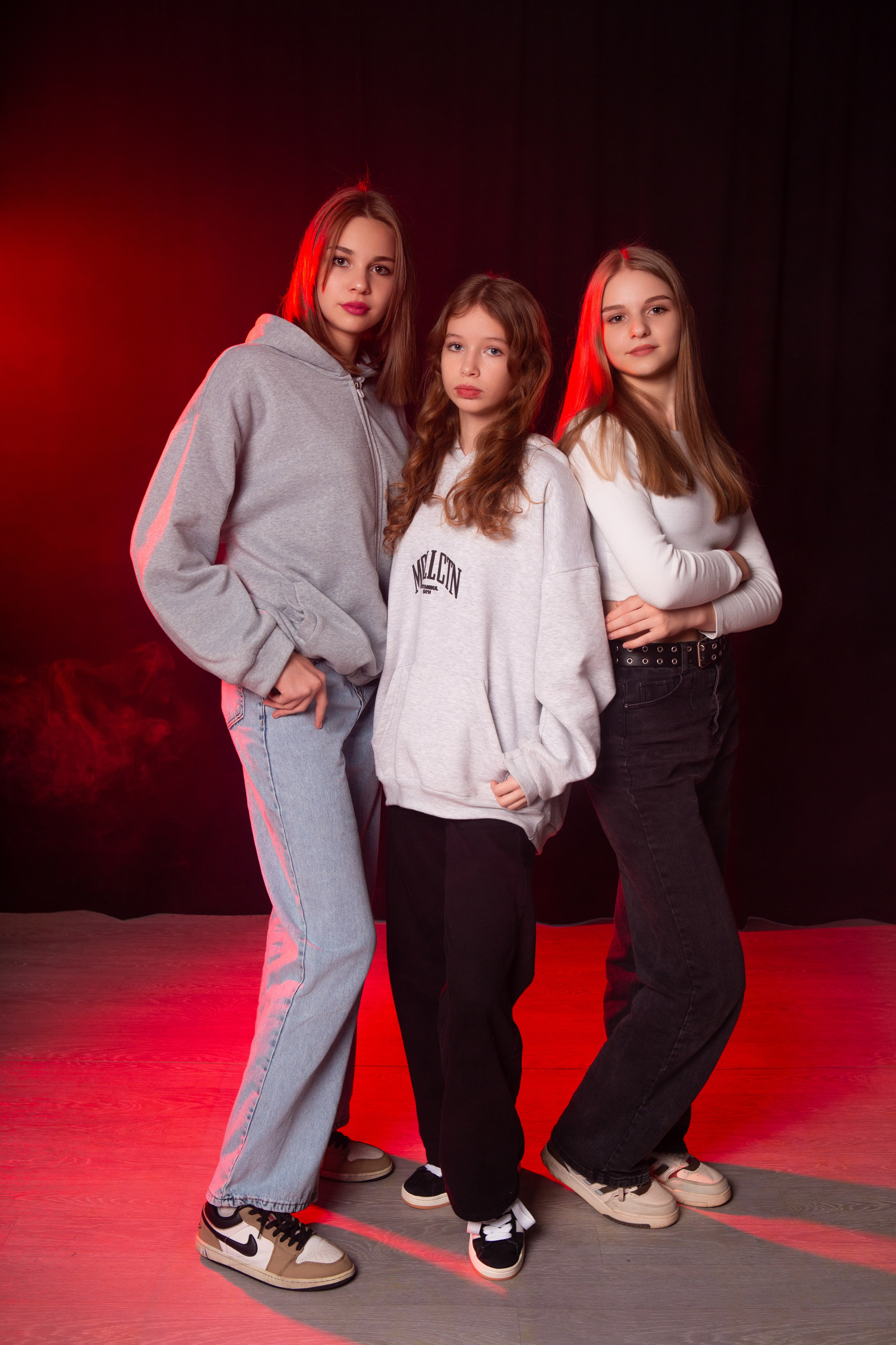 ФОТОСЕССИЯ С ЦВЕТНЫМ СВЕТОМ. ТВОЙ АЛЬБОМ / ТВОИ ПРАВИЛА