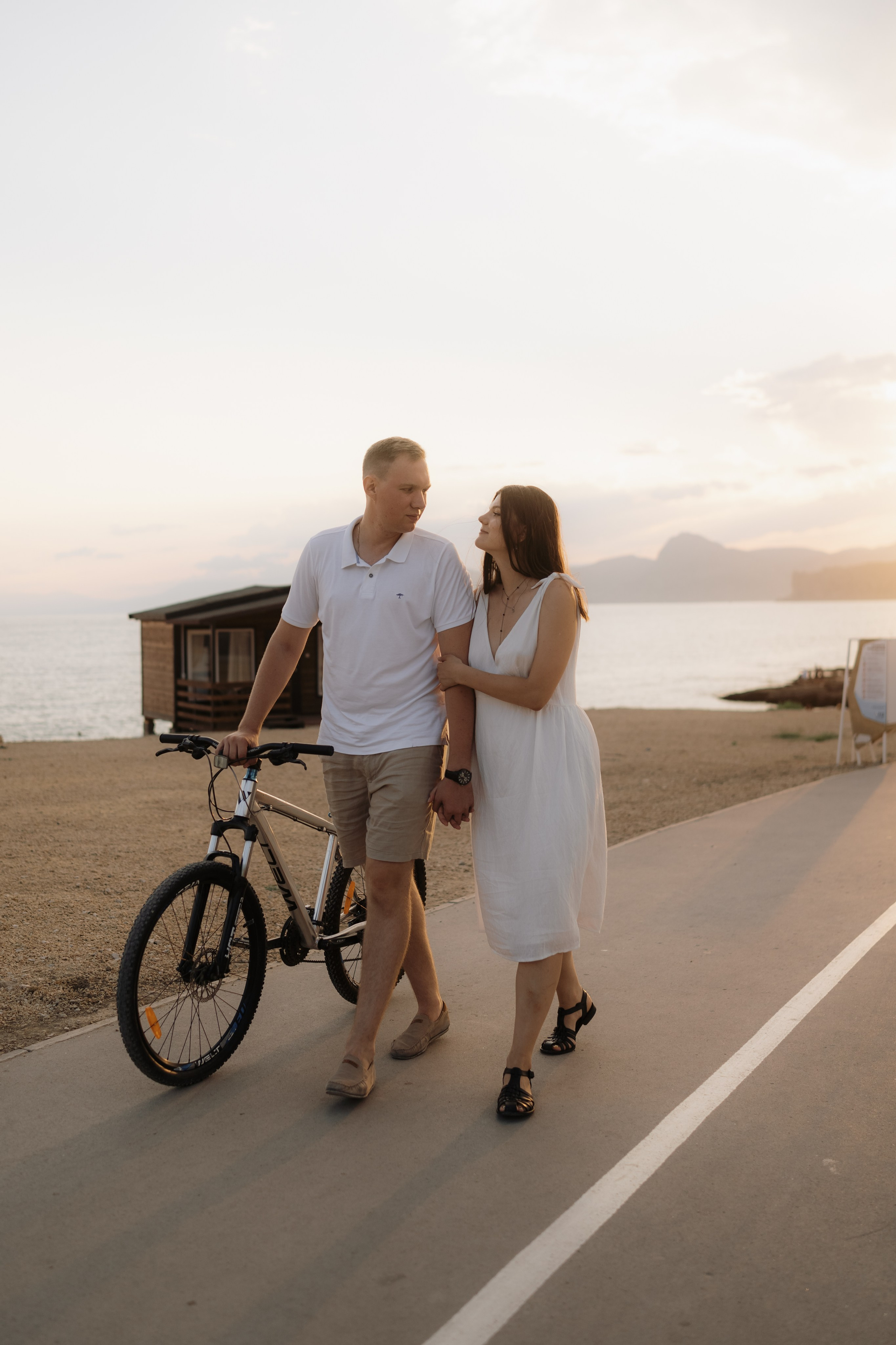 Свидание с ветерком. Свадебный и портретный фотограф Алена Седининна в Крыму