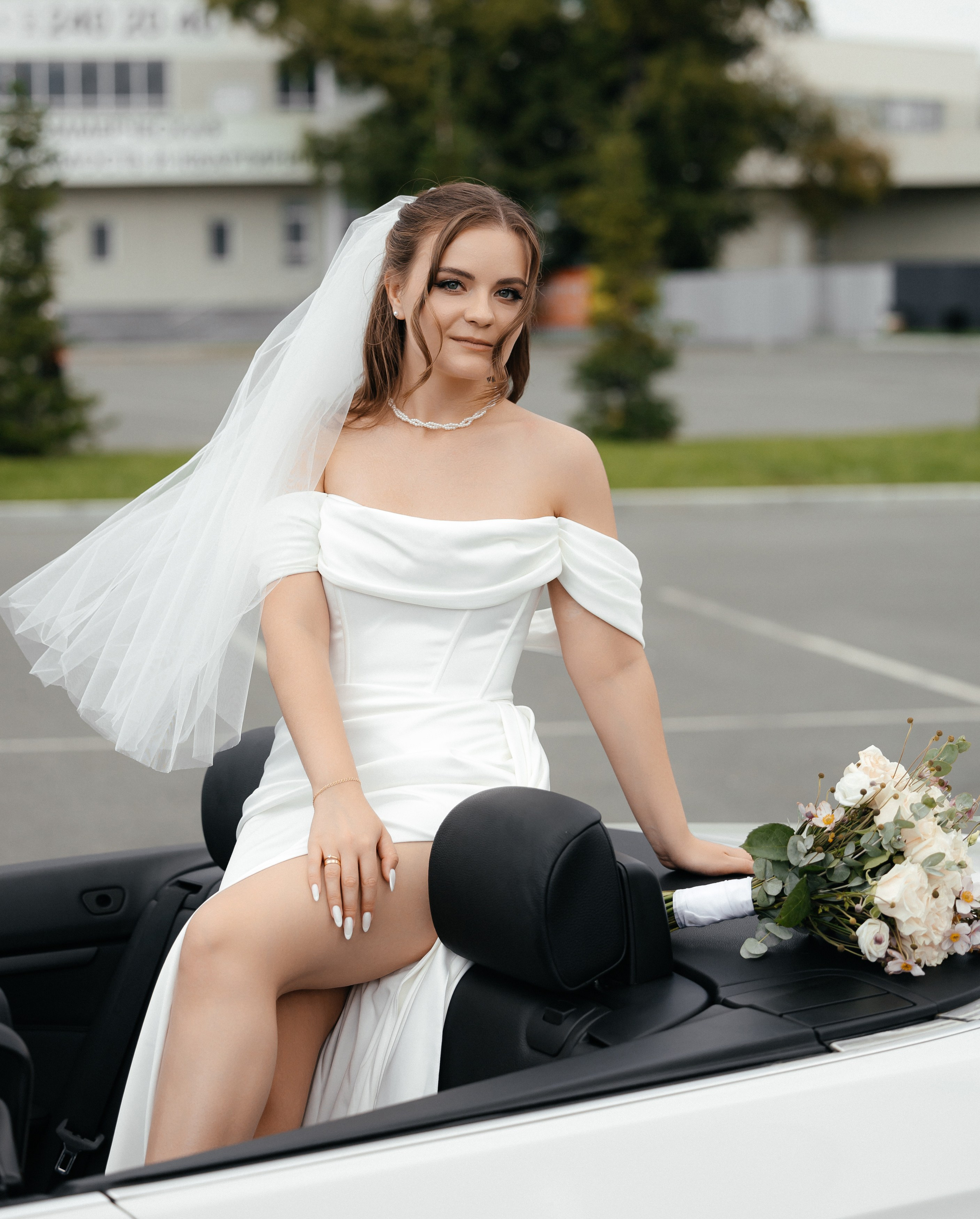 Кабриолет БМВ. Фотограф свадебный, репортажный, индивидуальный, фото для маркетплейсов, брендов, автосалонов