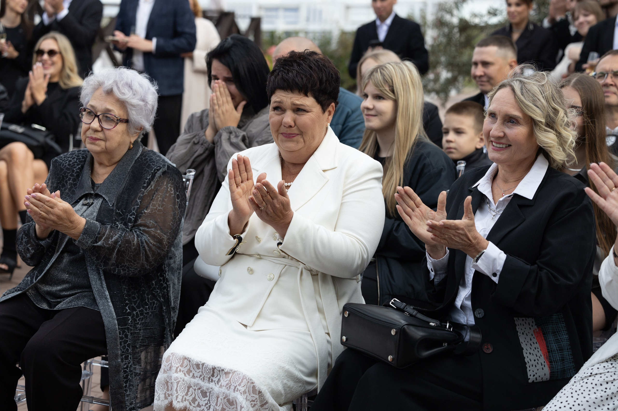 Kirill & Julia. Фотограф свадебный, репортажный, индивидуальный, фото для маркетплейсов, брендов, автосалонов