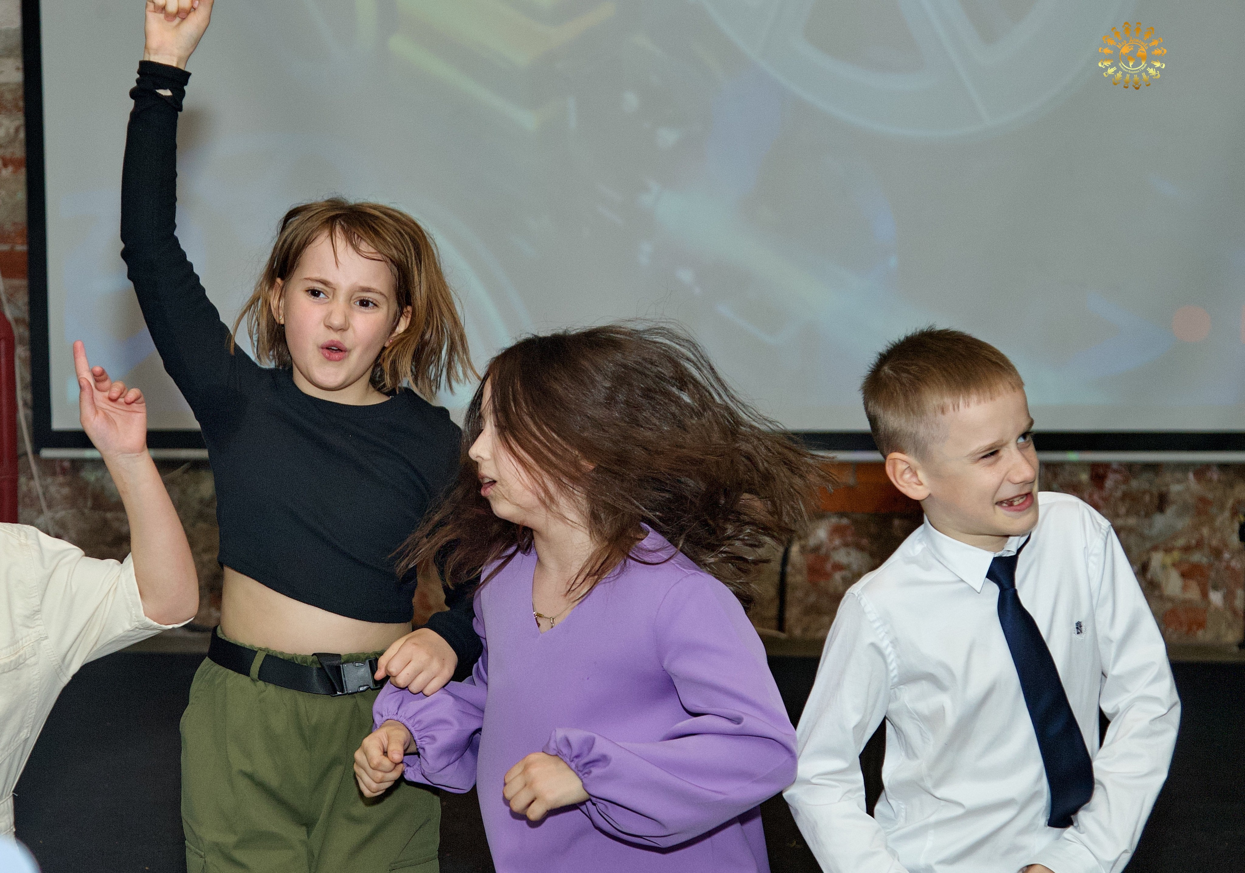 Выпускной 2023 (4-й класс, ММШ). Клуб Royal. Москва. Репортажная съемка в Москве и области. Анималистика