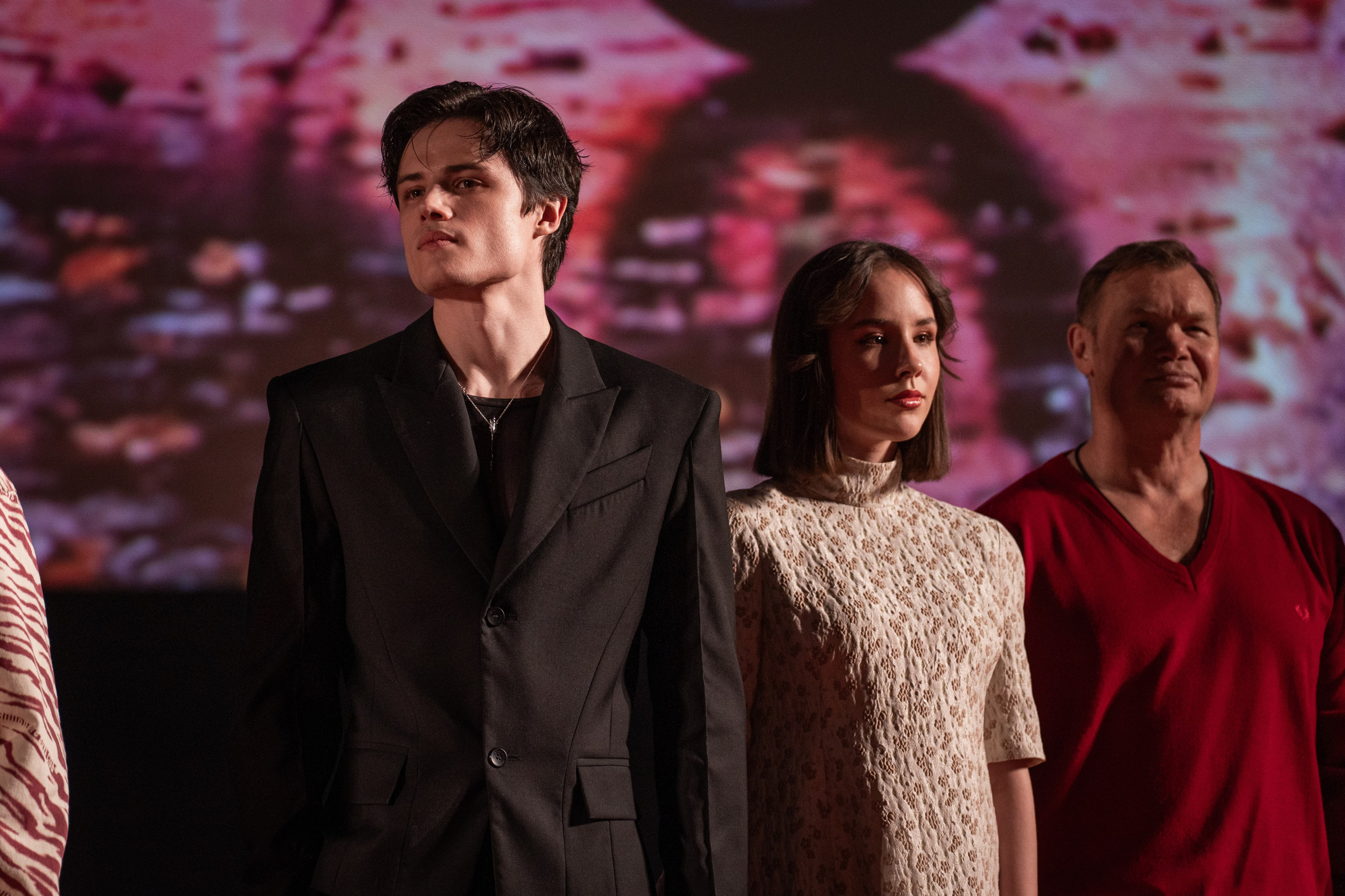 Твое сердце будет разбито. Премьера Твое сердце будет разбито. Фильм Твое сердце будет разбито. Твое сердце будет разбито смотреть. Каро 11 Октябрь