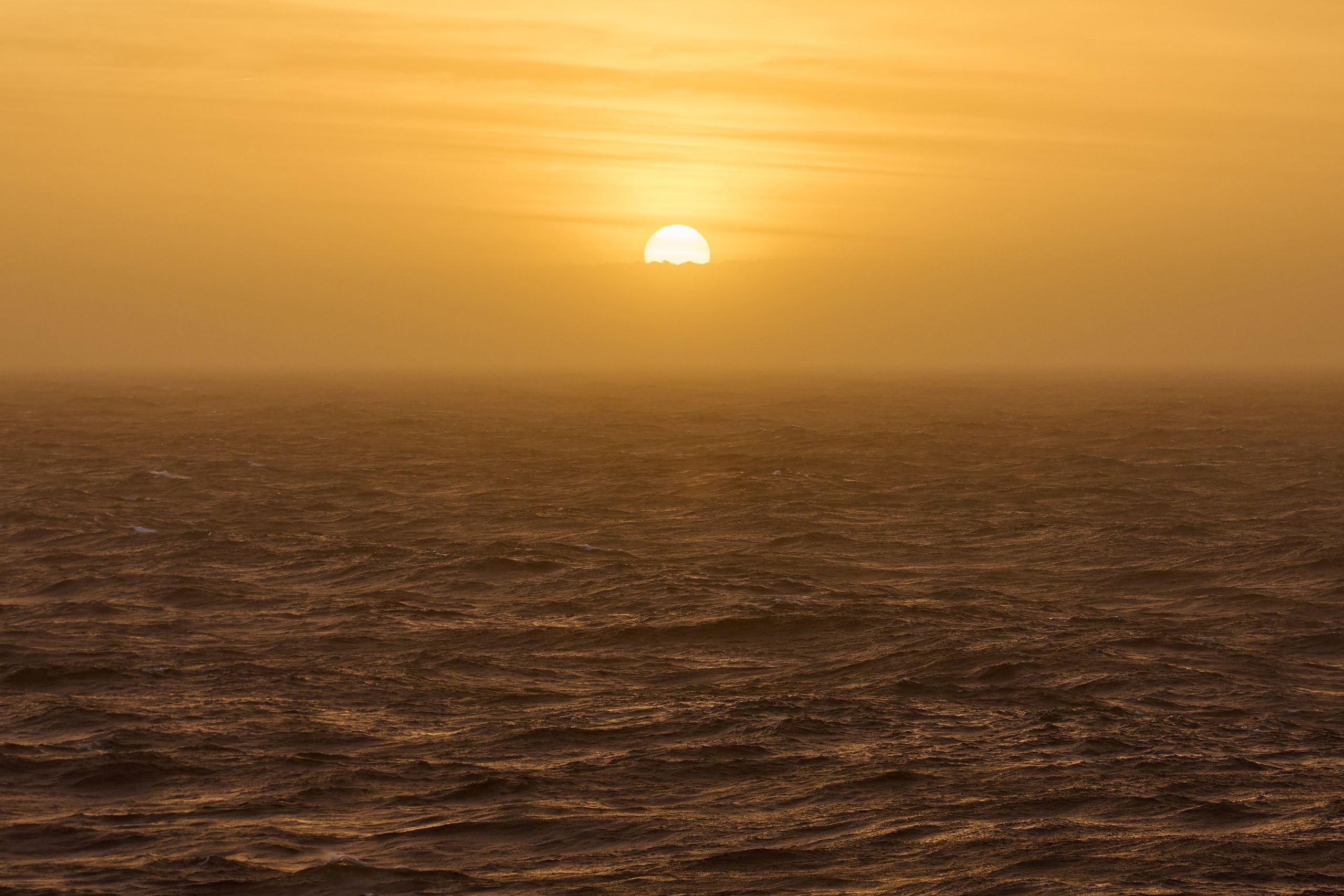 Берег, горы, океан, море