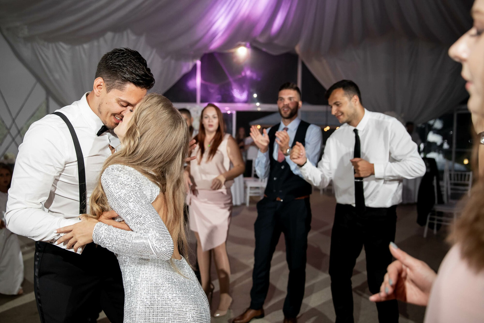 Стильная свадьба со сборами в гостинице Эрмитаж. Свадебный фотограф в Санкт-Петербурге и Москве Андрей Нестеров