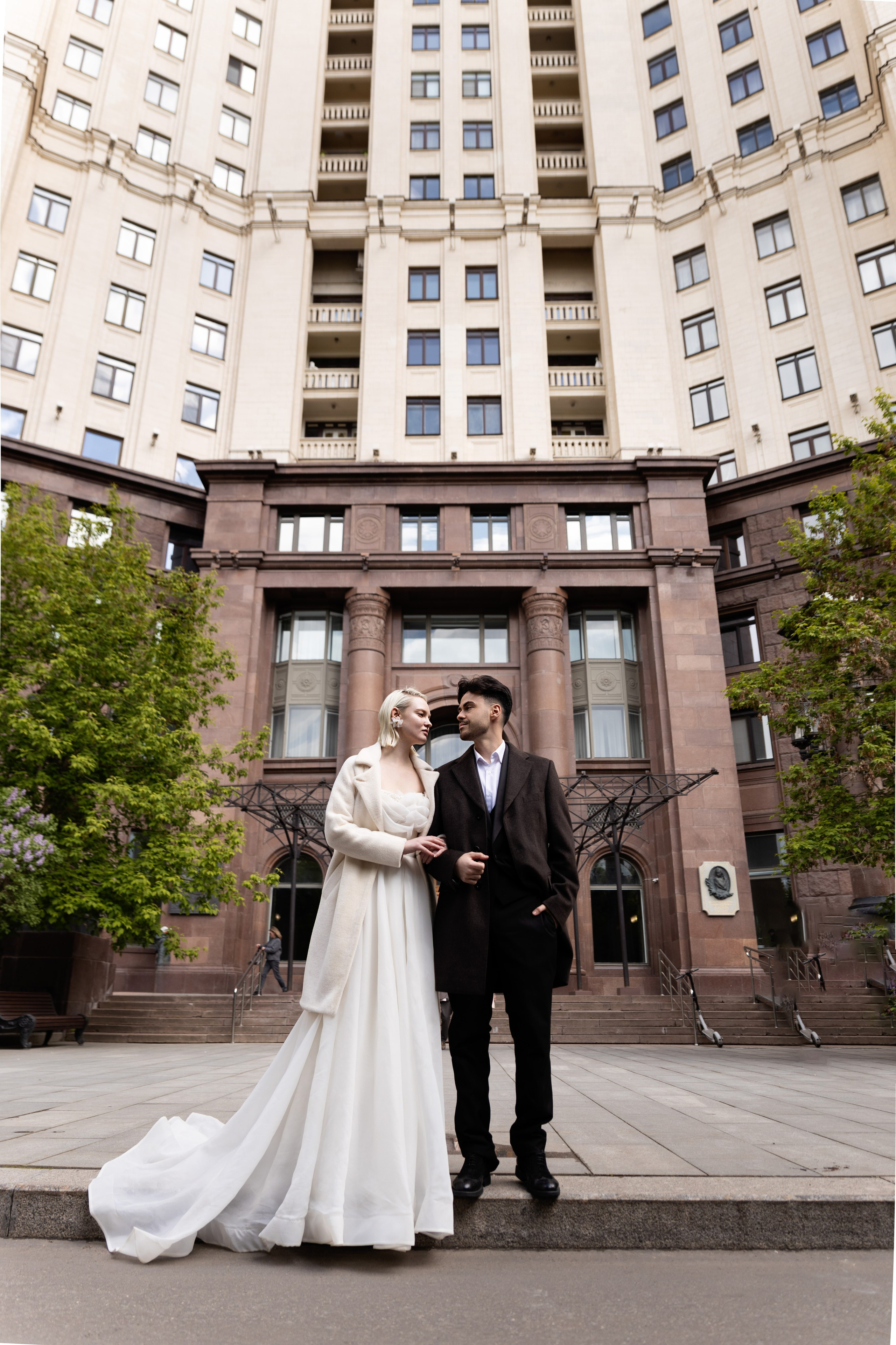 Свадебный фотограф в Москве: профессиональная фотосъёмка вашей свадьбы под ключ