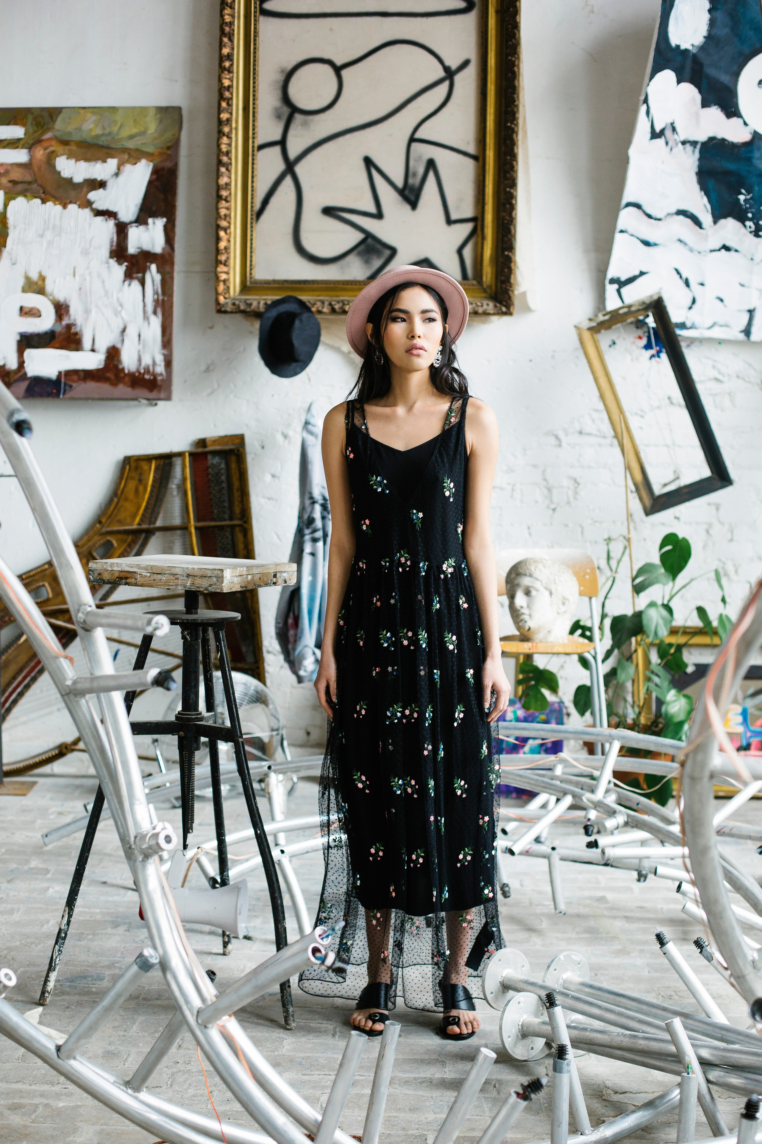 T S V E T N O Y. H O M E