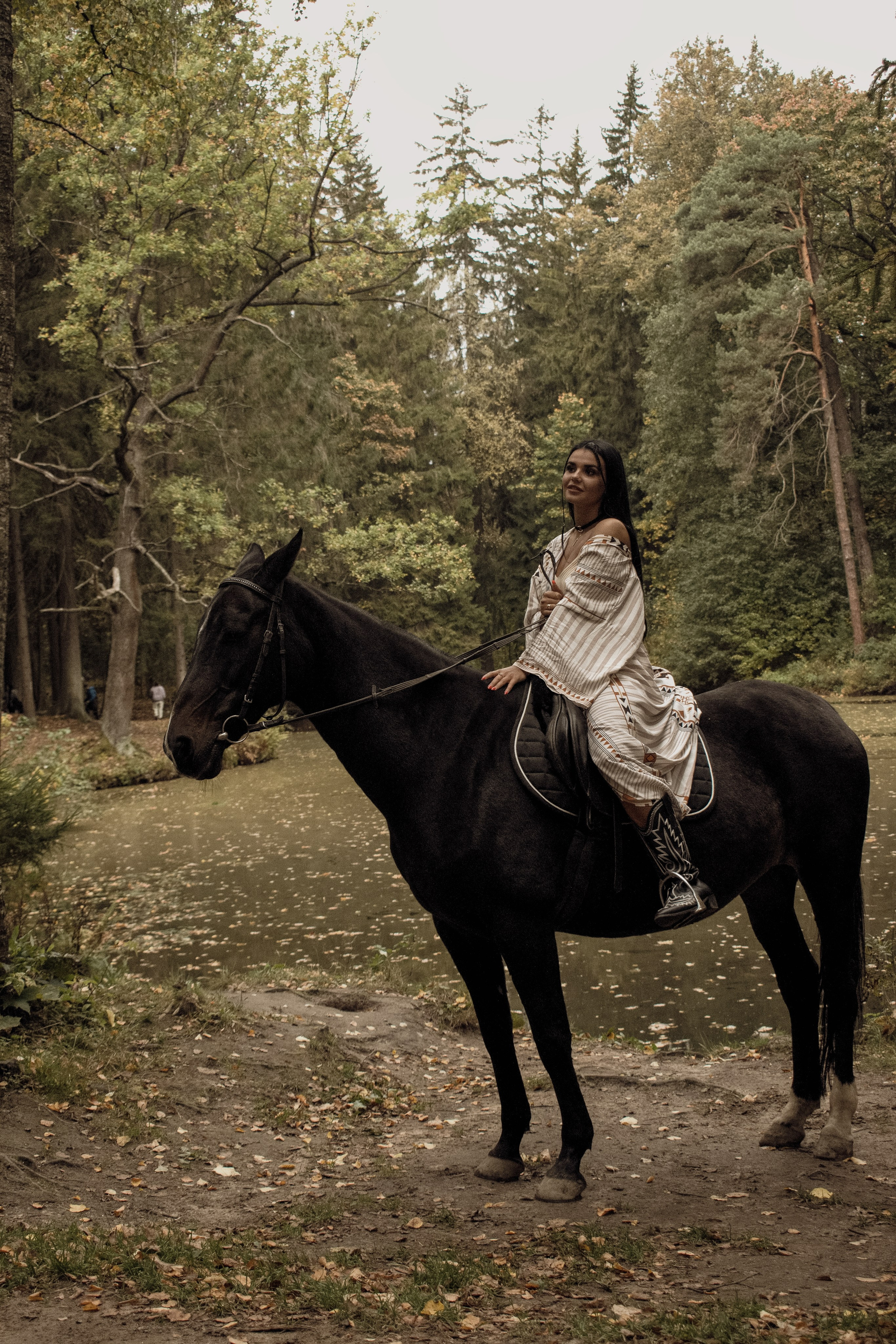 КОННАЯ ПРОГУЛКА. Индивидуальный фотограф в Санкт-Петербурге Надежда Волобуева
