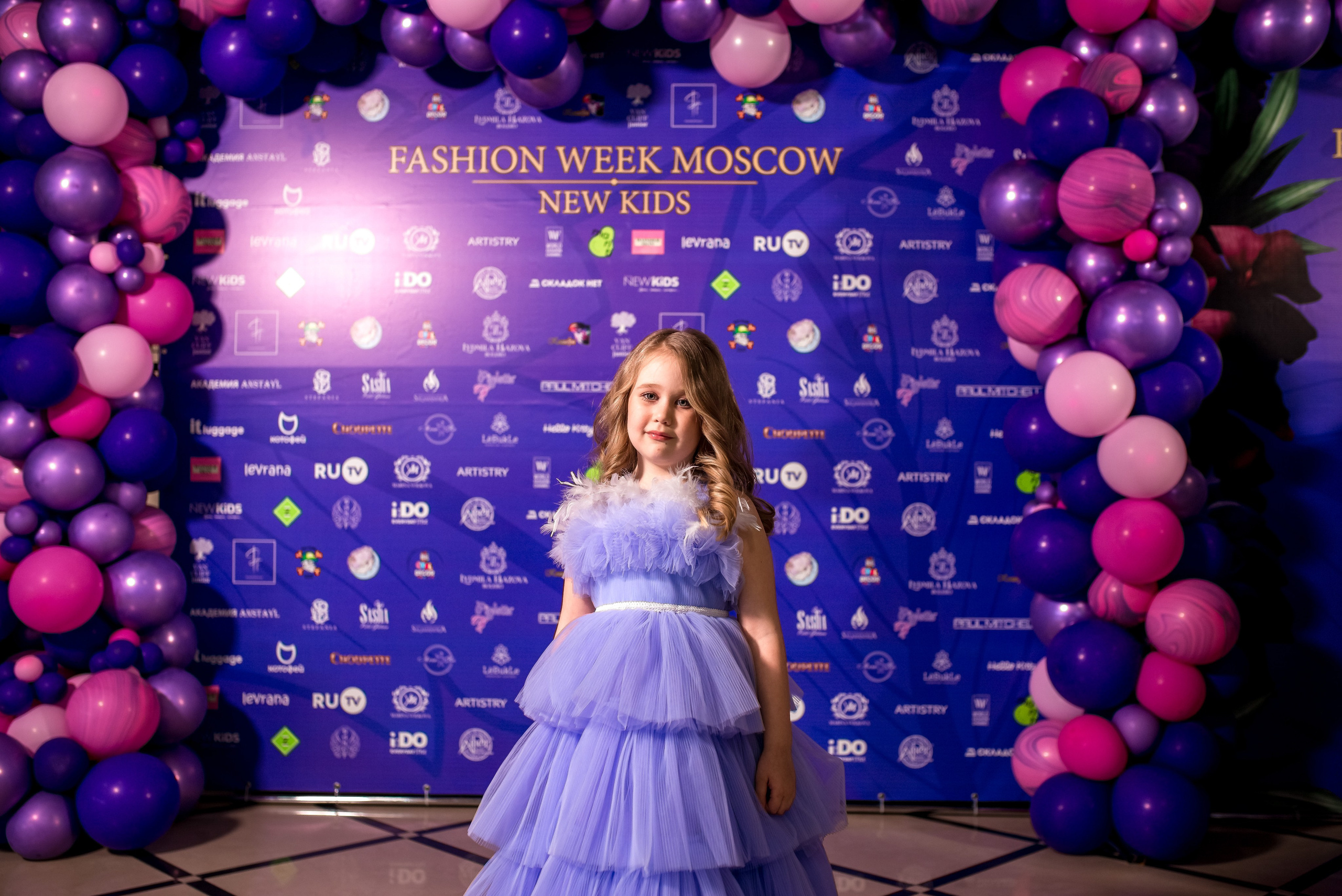 Показ Итальянской моды в России весна 2022. Женский фотограф Крещение Венчание Москва Брянск