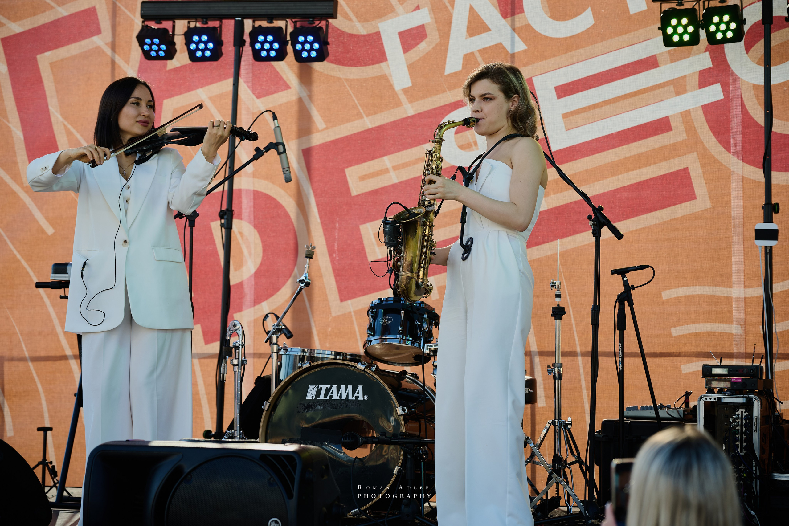 Гастрофестиваль в ТЦ «Небо». Фотограф Роман Адлер