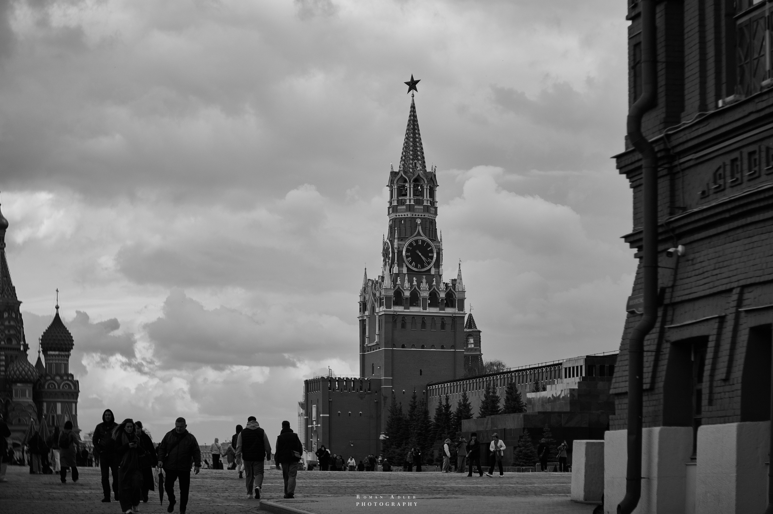 Москва. Апрель 2026. Фотограф Роман Адлер