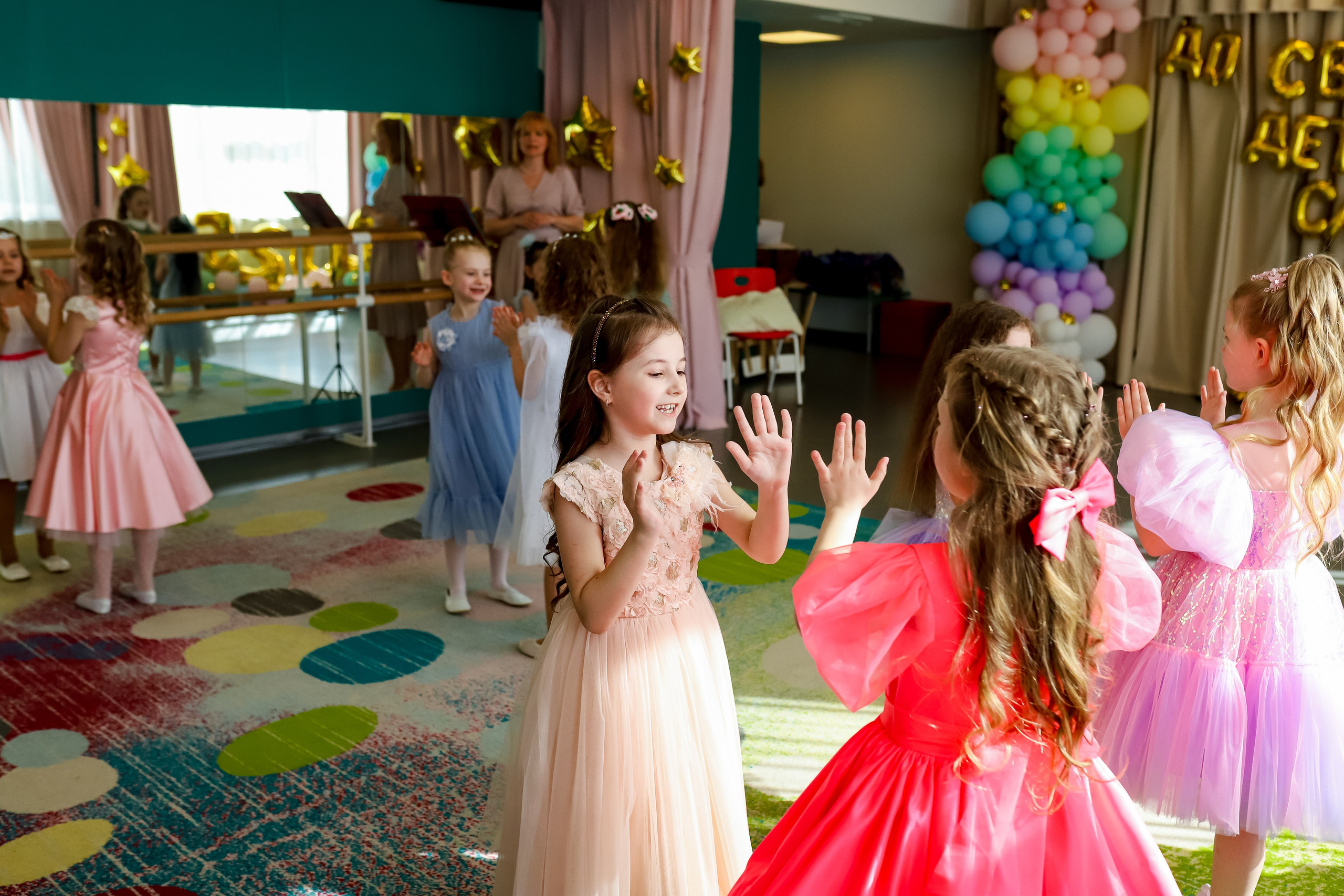 Съёмки праздников и выпускных в детских садиках и школах. Семейный и детский фотограф Эльвира Билибина