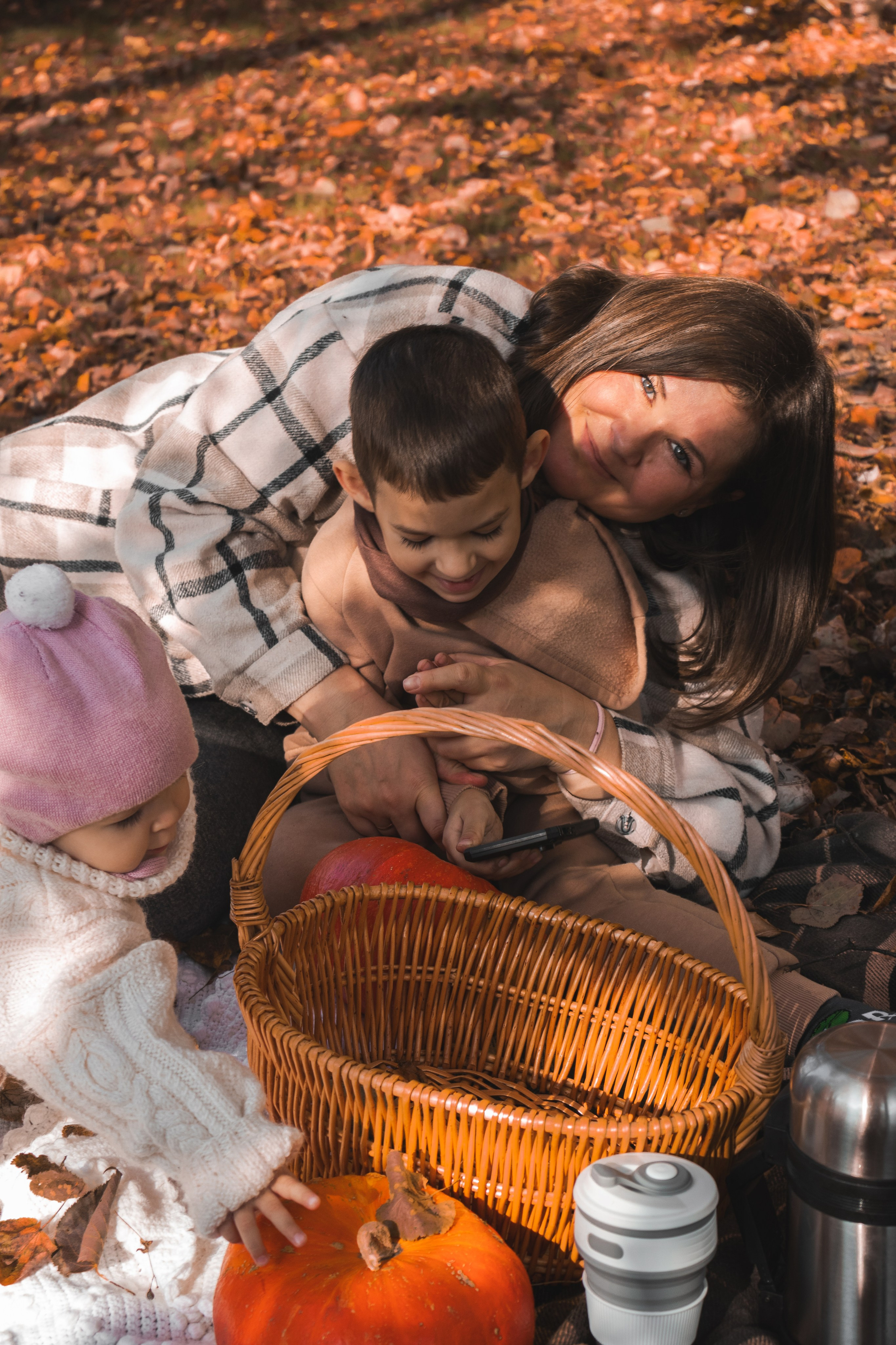 Семейная осенняя фотосессия в городе Томск