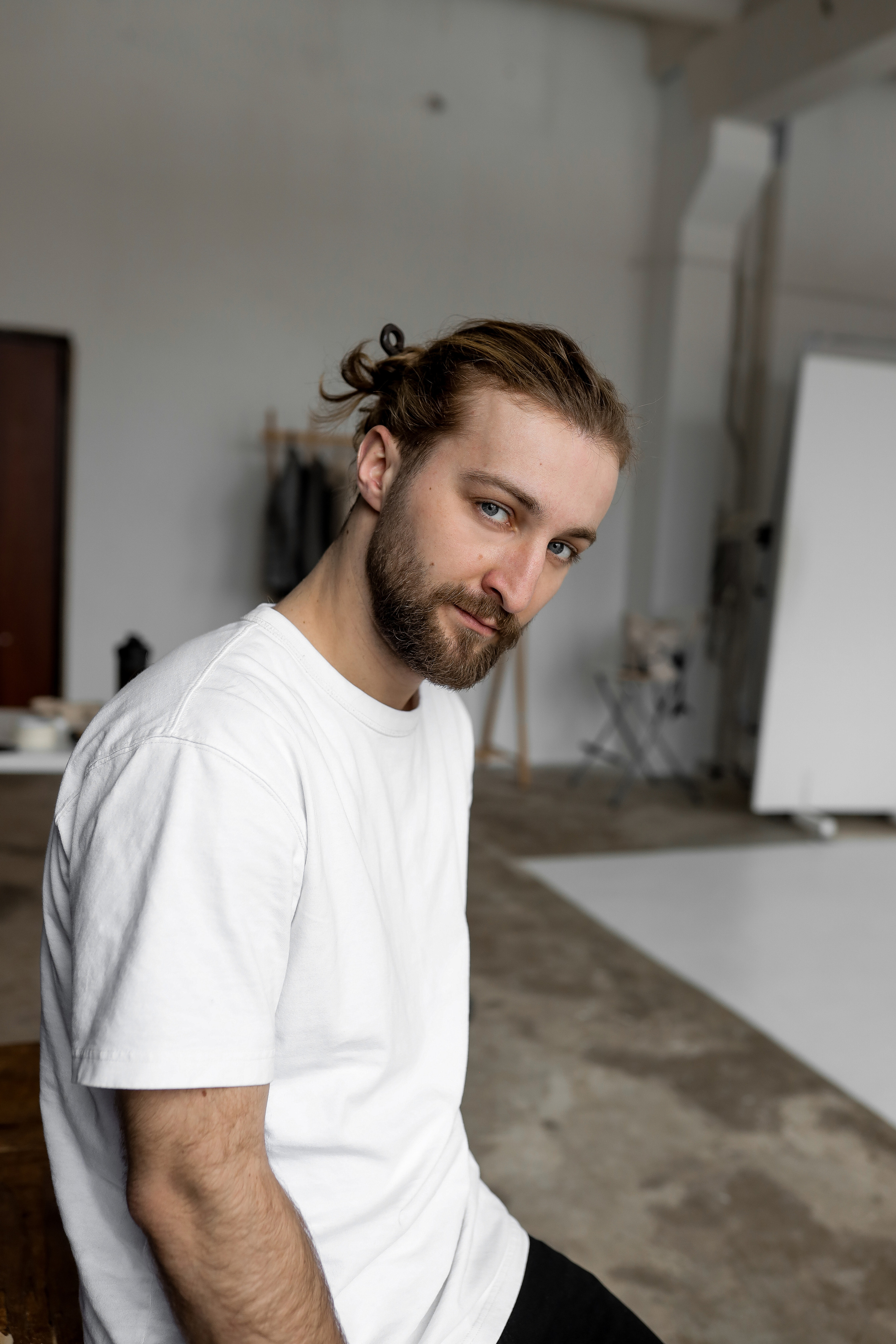 Саша. Портретный и контент фотограф. Москва