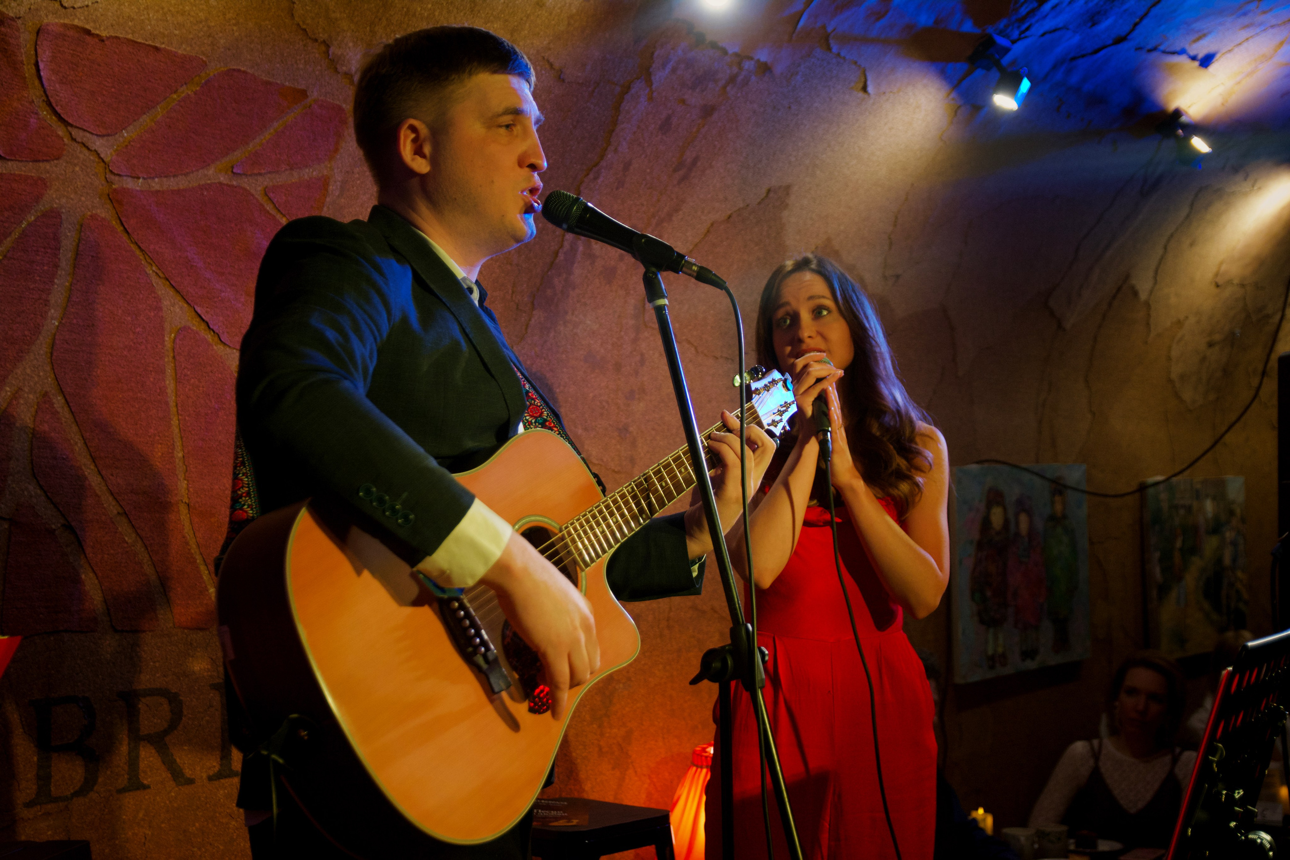 Песни о любви при свечах. F/8 and be there — оказаться в нужном месте и поймать момент