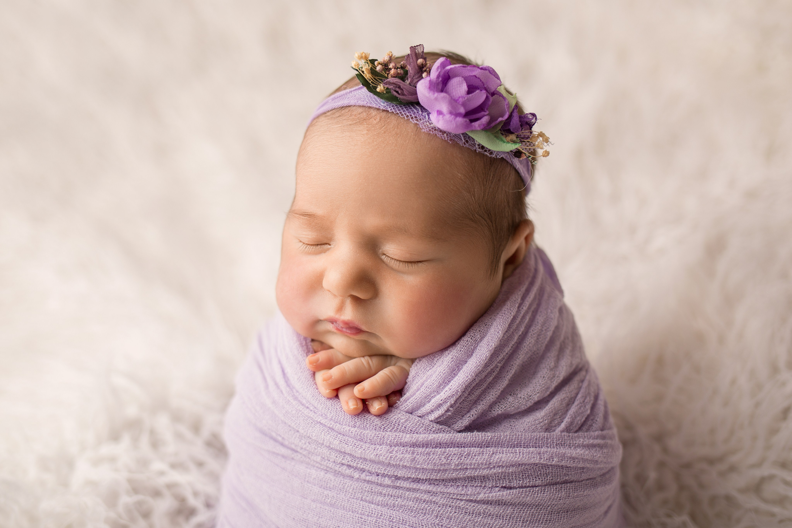 Ньюборн девочки. Фотограф новорожденных, семейный, детский фотограф в Москве и Московской области