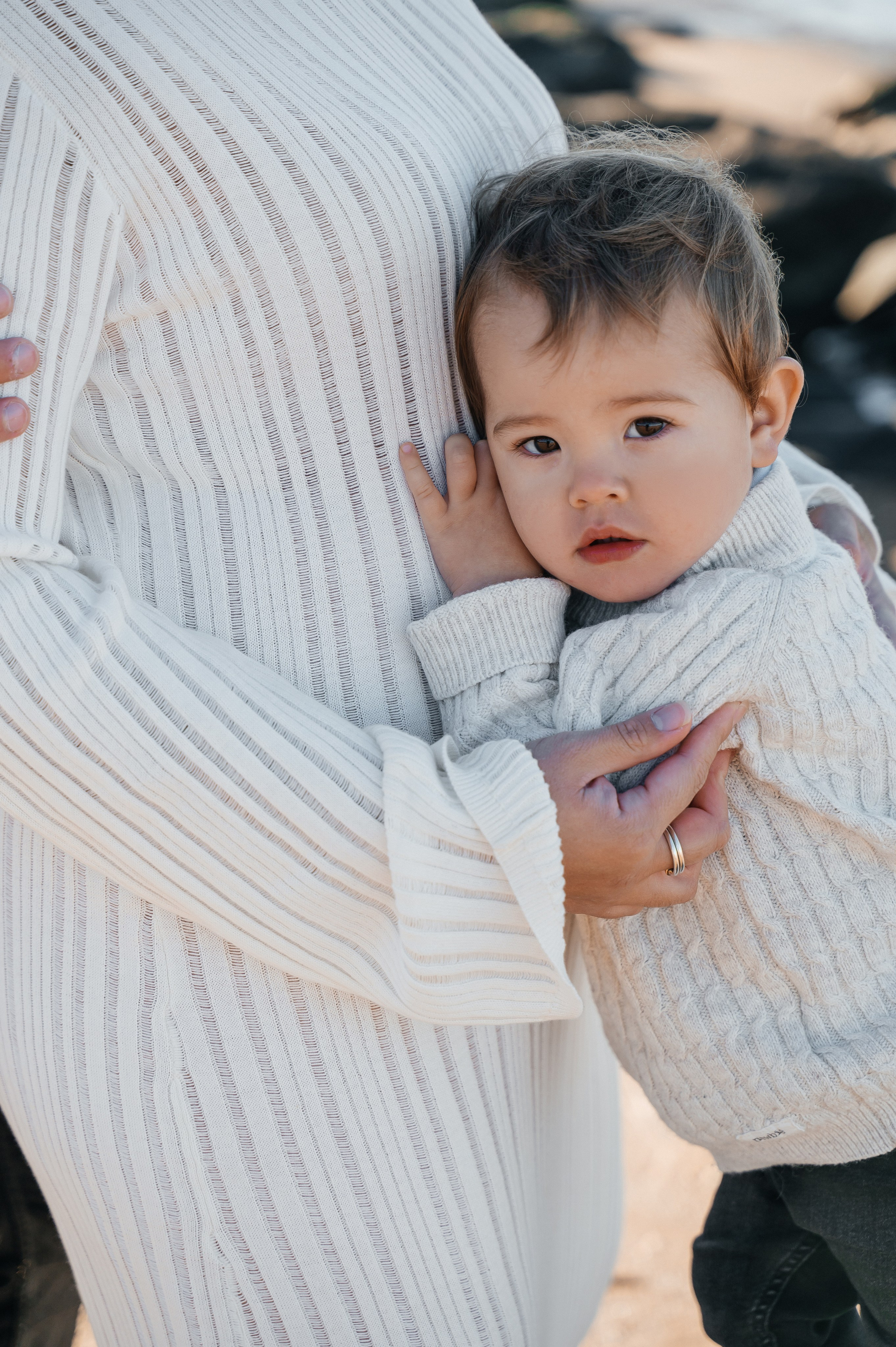 Gravidfotografering i kvällsljus på Tylösand