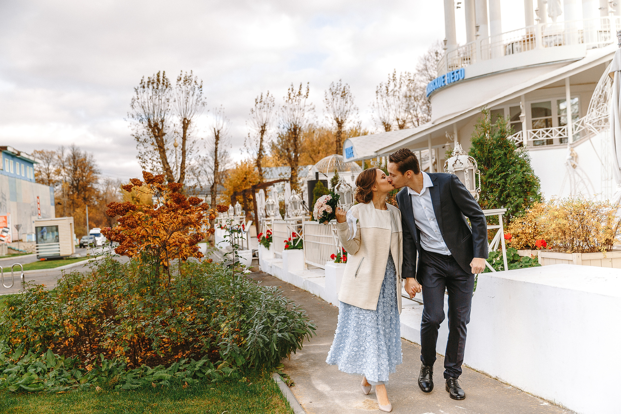 Свадебный фотограф в ЗАГС ВДНХ (свадебная фотосессия и прогулка)