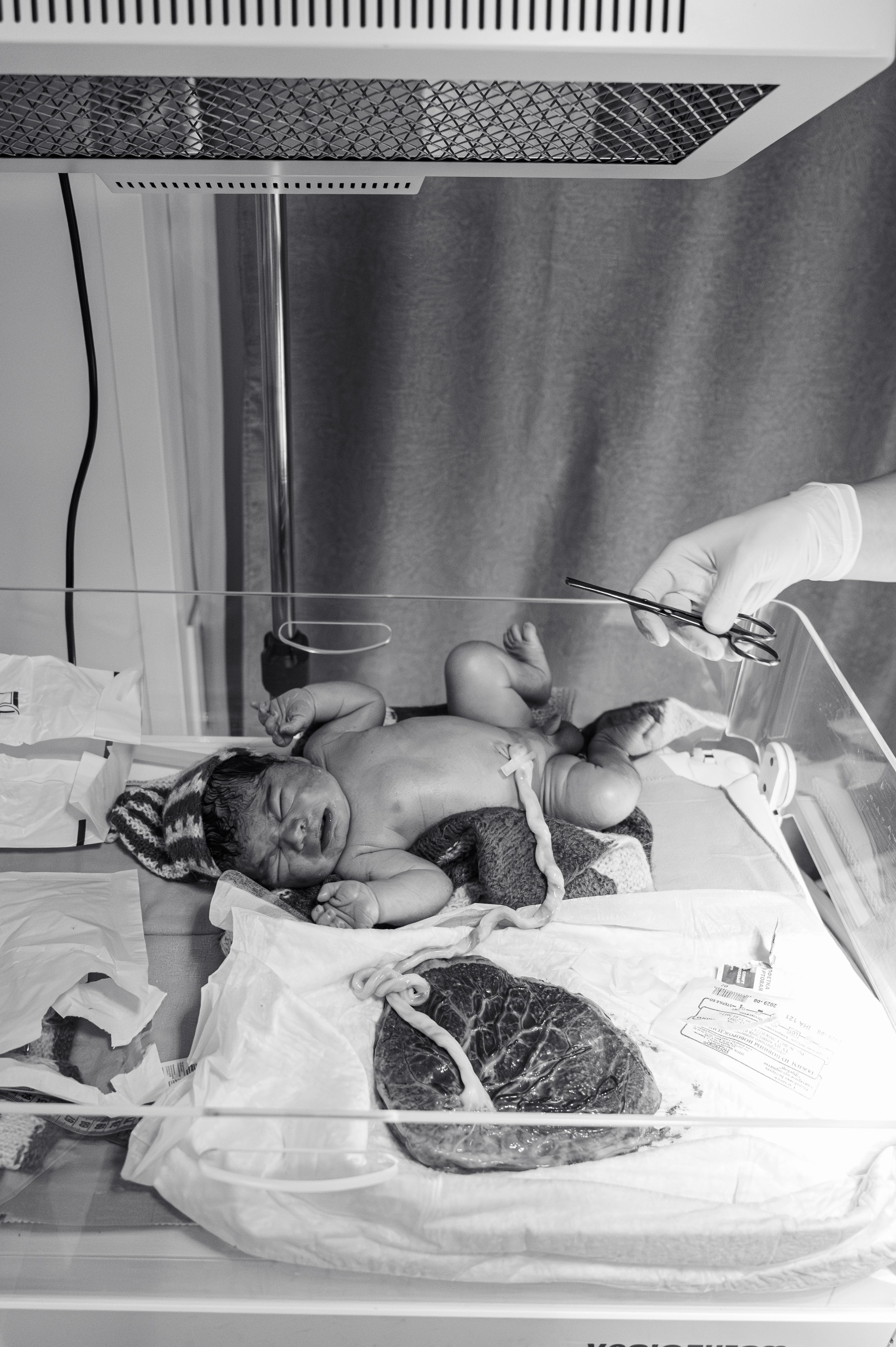 Исайя родился в МД Лахта / Ивченкова Е.Н. / Бородынцева Н.В. Фотограф на роды СПБ Юлия Герасимова