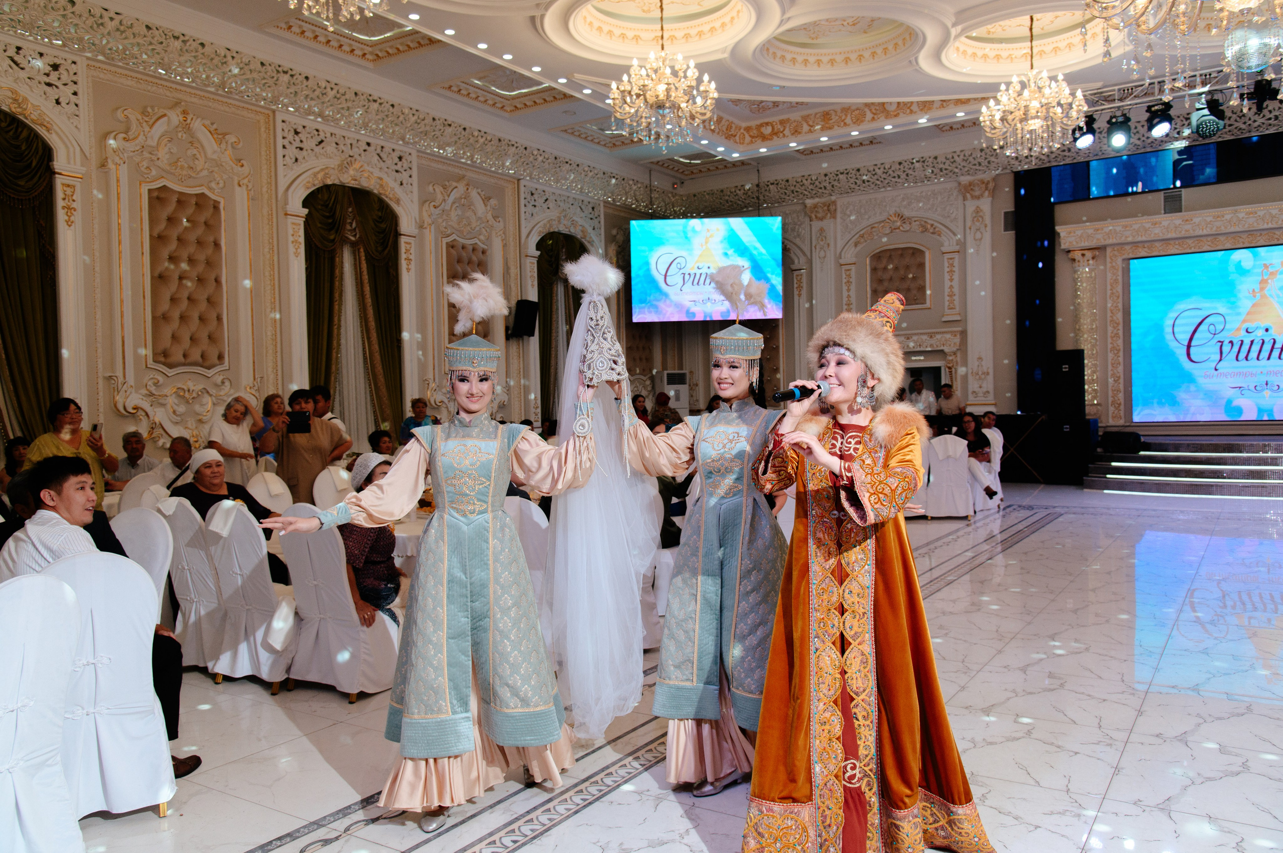 Алуа — съемка Кыз узату в Караганде. Свадебный фотограф Караганда