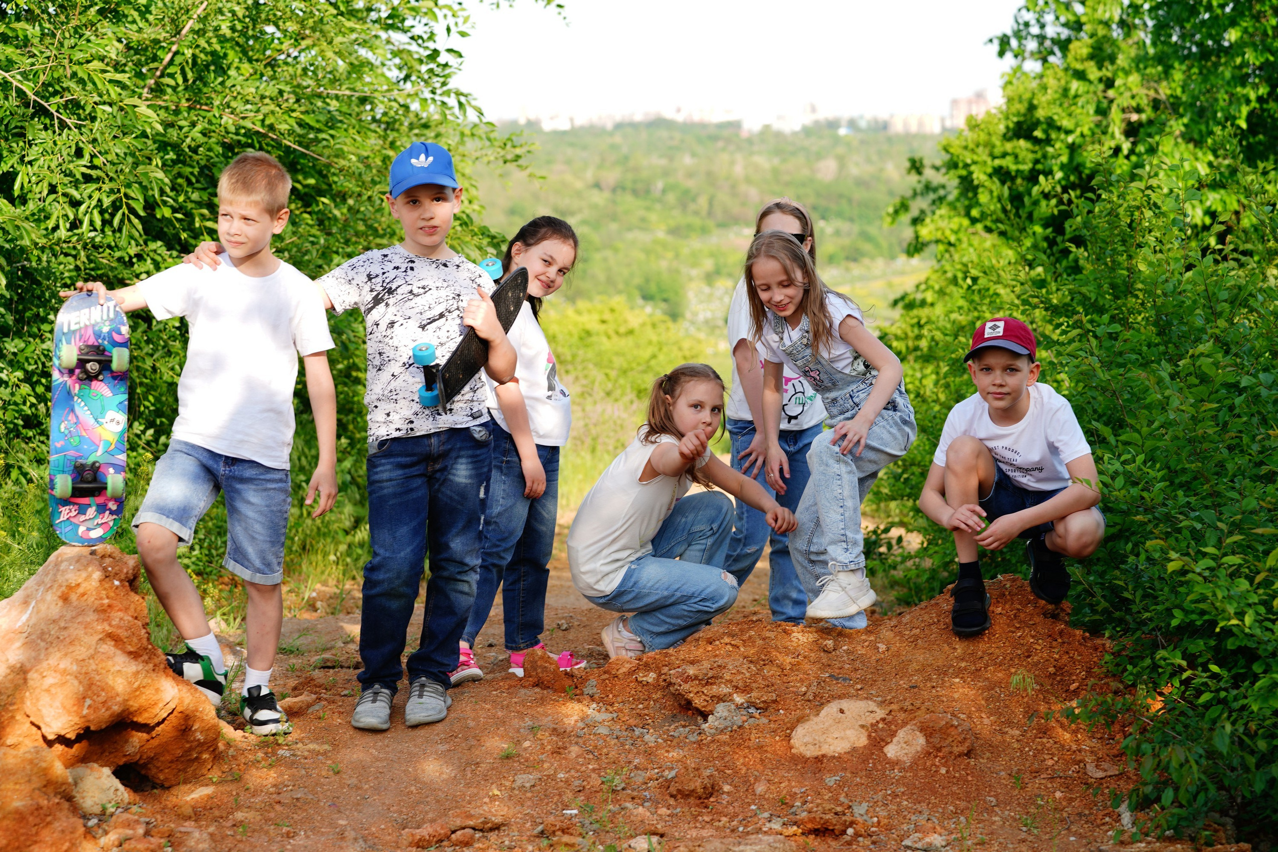 Фотосессия с классом 75 шк 2023. MEMENTO.Выпускные альбомы, школьные, юбилейные и другие книги. Ростов-на-Дону