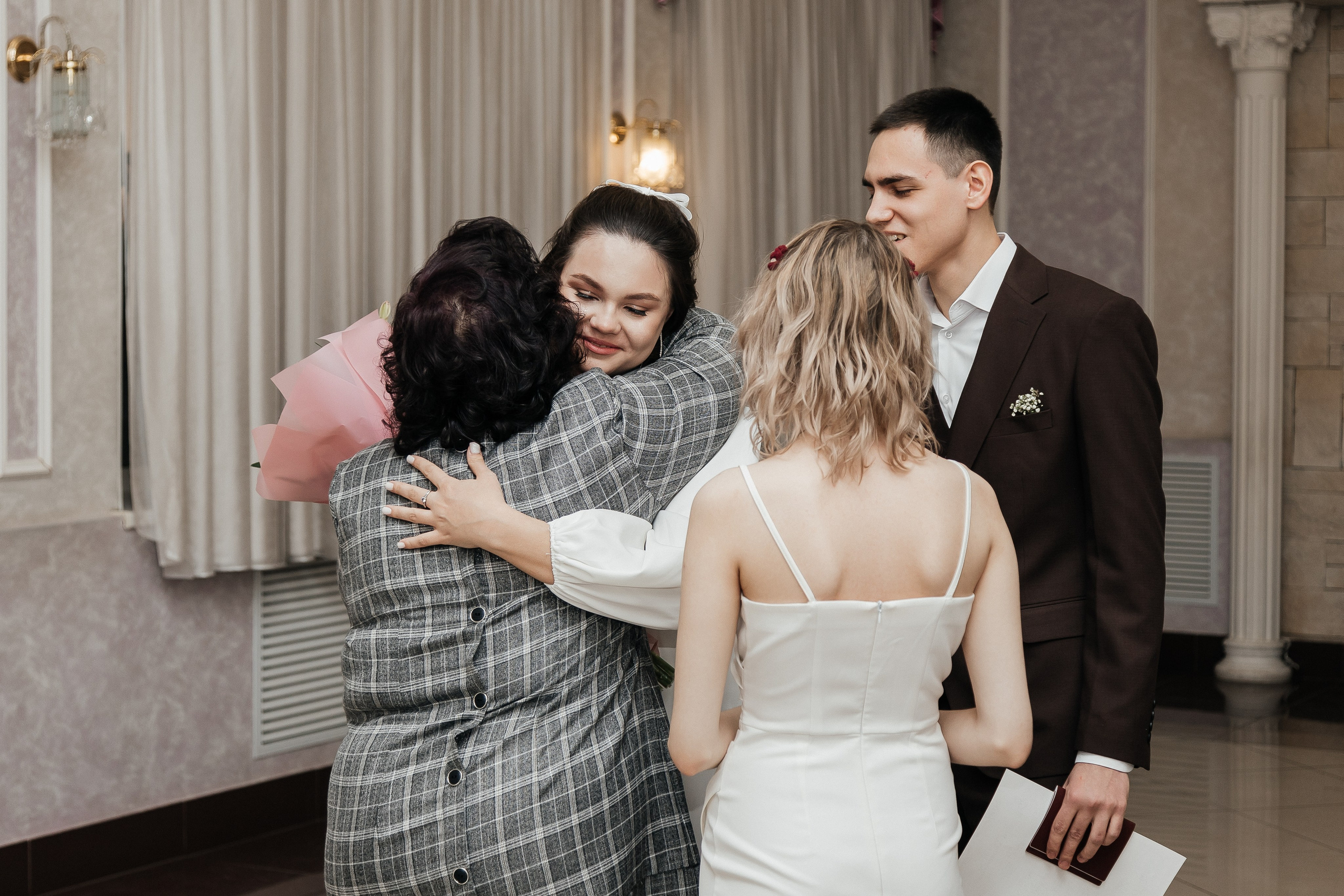 Захар и Елизавета/2024. Свадебный и семейный фотограф в Екатеринбурге