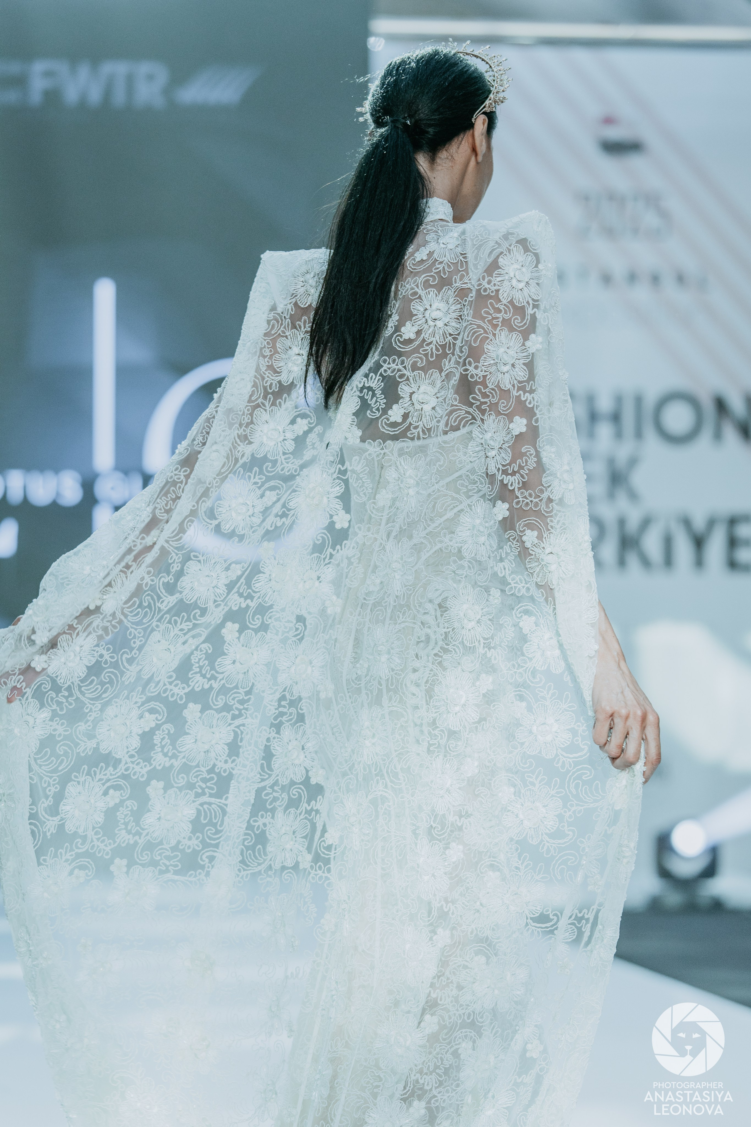 Fashion Week Türkiye [spring, 2025]. Anastasia Leonowa