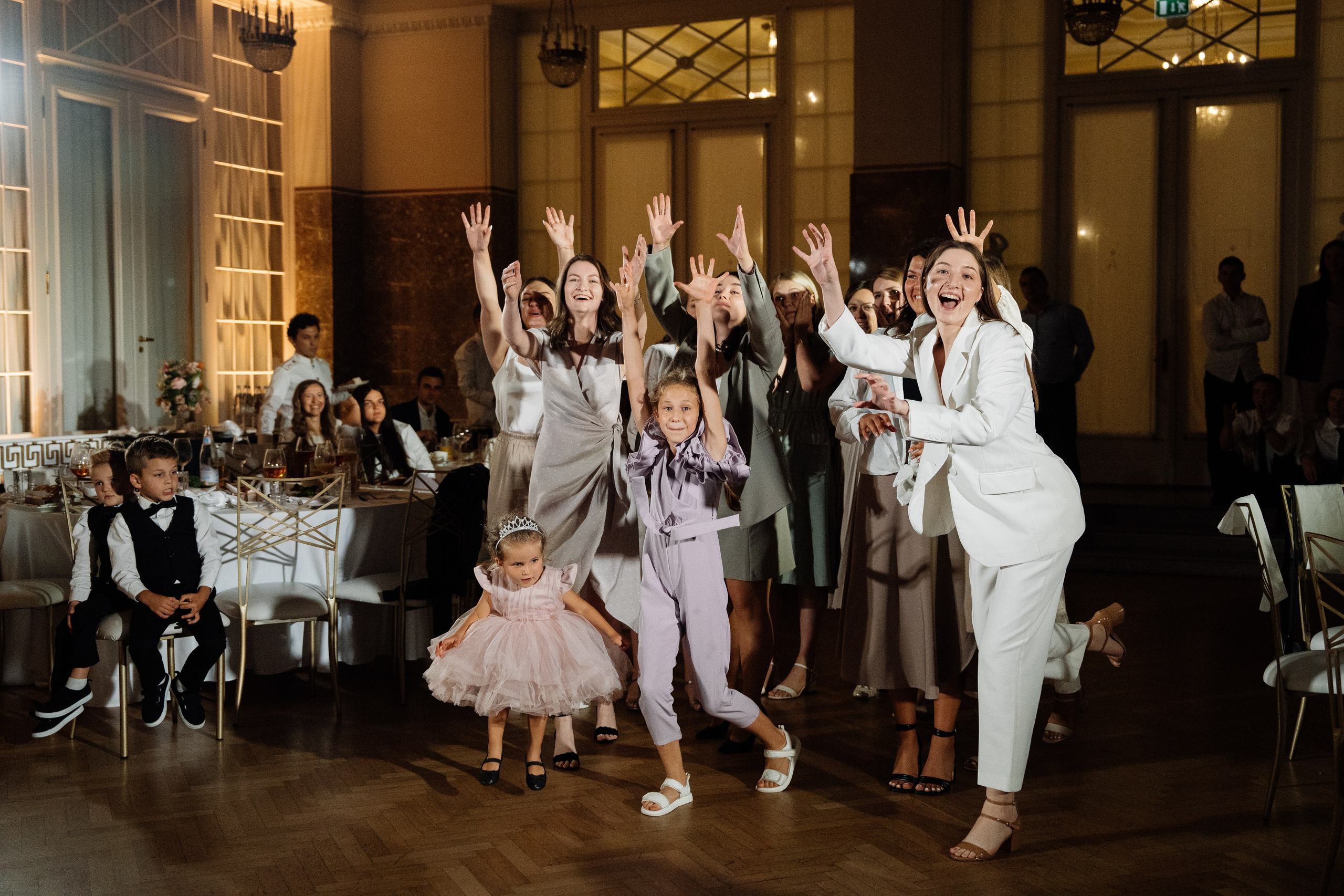 Свадьба в астории. Свадебный фотограф организатор в Санкт-Петербурге Ассоль Опарина