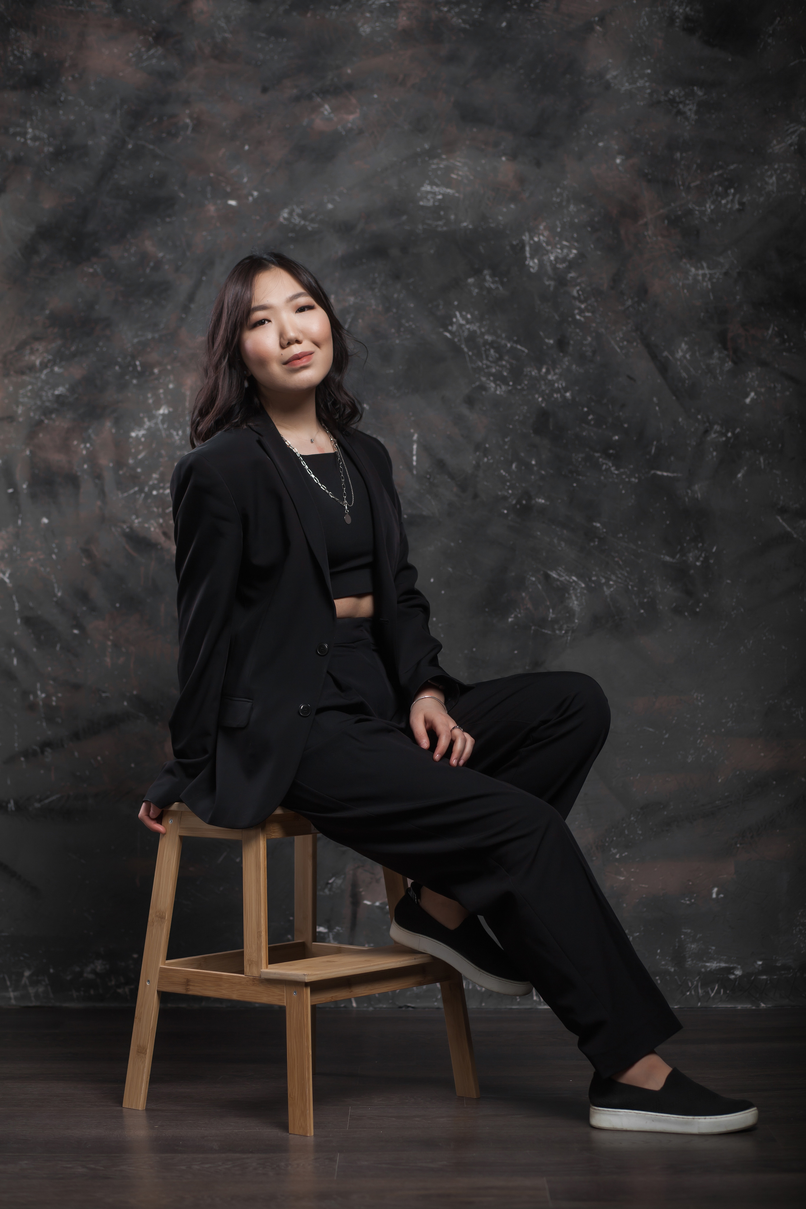 Фотосессия для контента в Алматы. Фотограф Сиражев Карымсак. Фотосессия, бизнес портреты