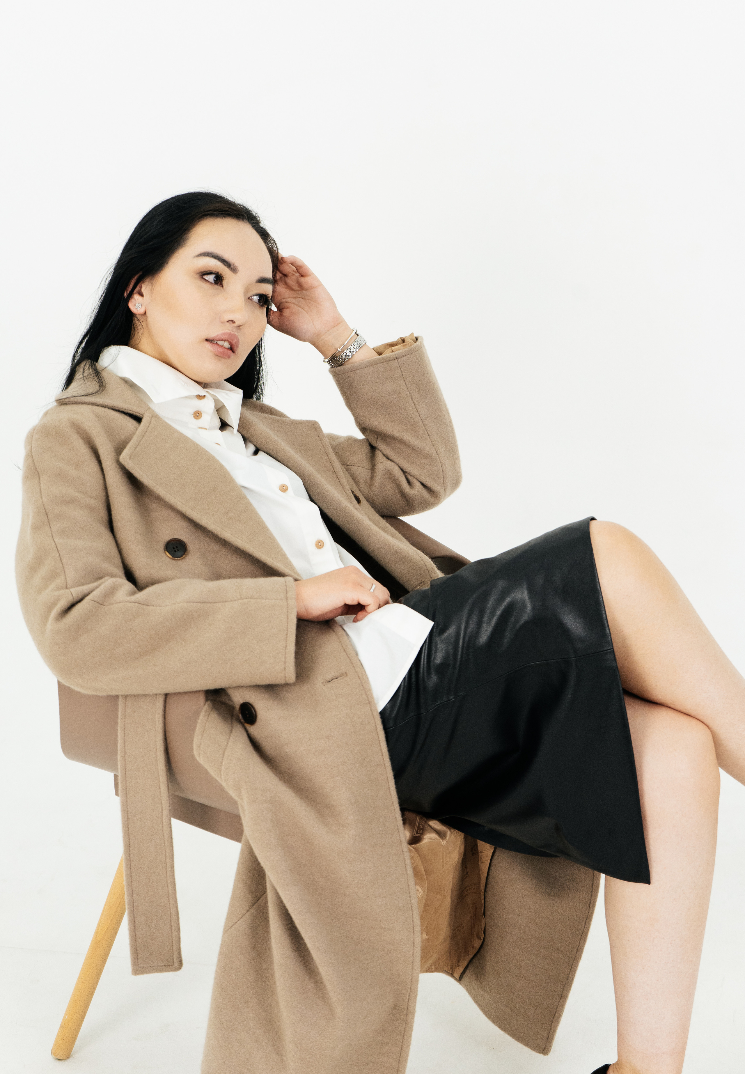 Фотосессия для контента в Алматы. Фотограф Сиражев Карымсак. Фотосессия, бизнес портреты