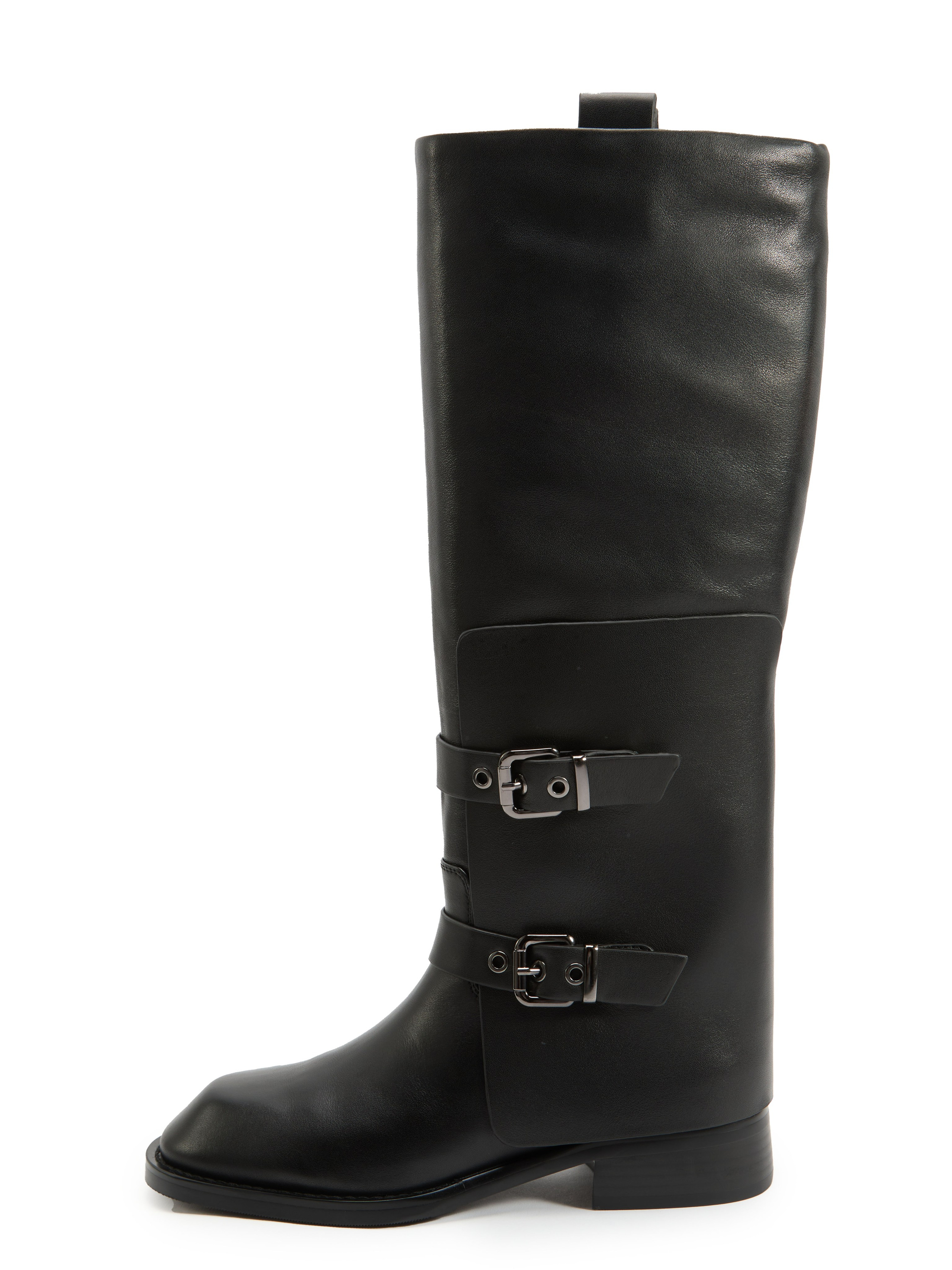 Каталожная фотография обуви. Фотограф в Москве Егор Гончаров