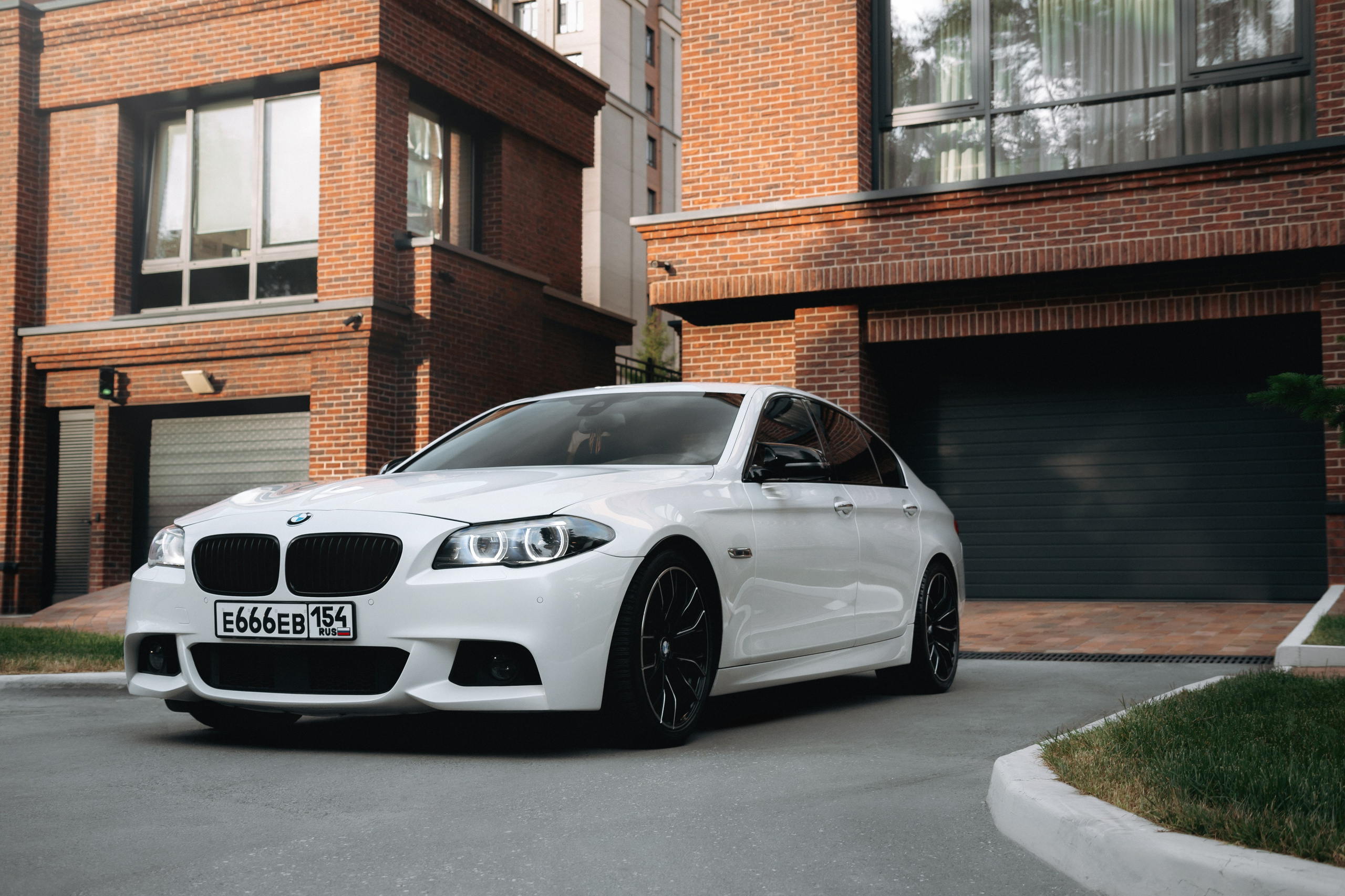 BMW 530d F10. Автомобильный фотограф и видеограф в Новосибирске|Александра Косухина