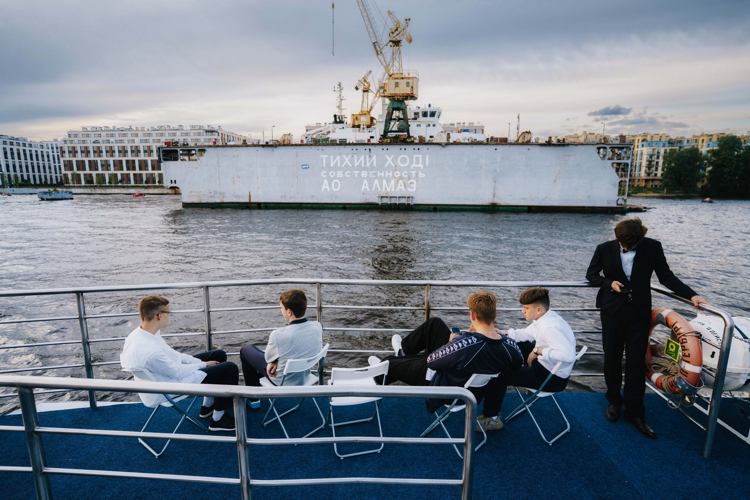 Выпускной 9В. Свадебный и семейный фотограф в Санкт-Петербурге Виктор Голубев