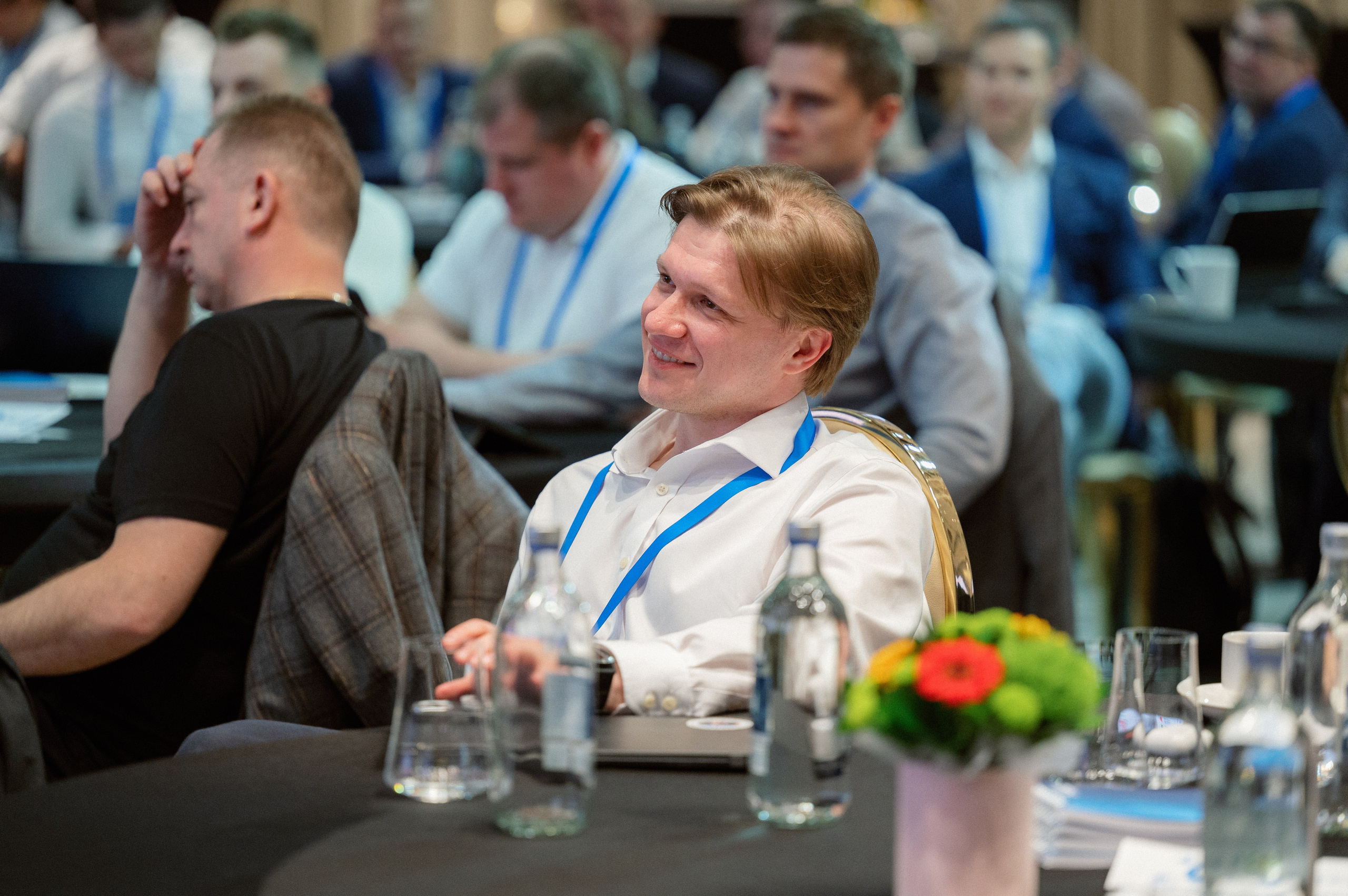 Газпром конференция. Фотограф Павел Петров г. Тюмень