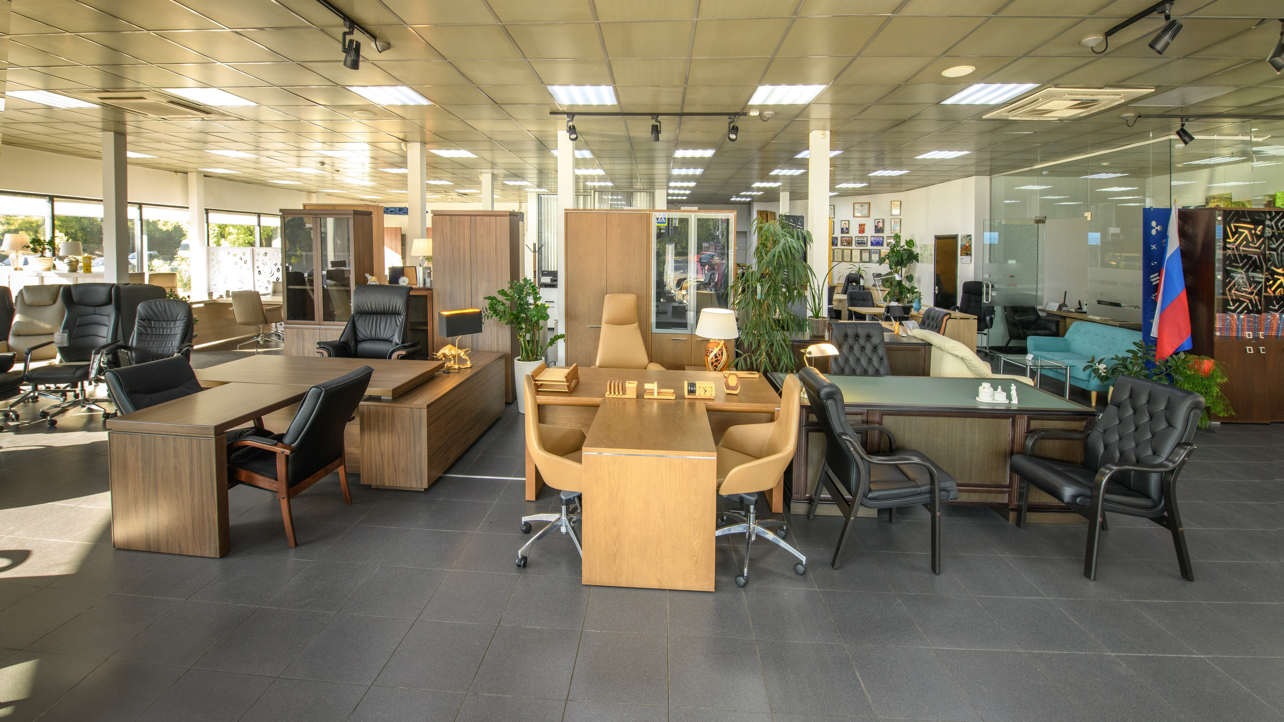 Интерьер мебельного салона Юнитекс. Профессиональная фотосъемка. Ростов-на-Дону